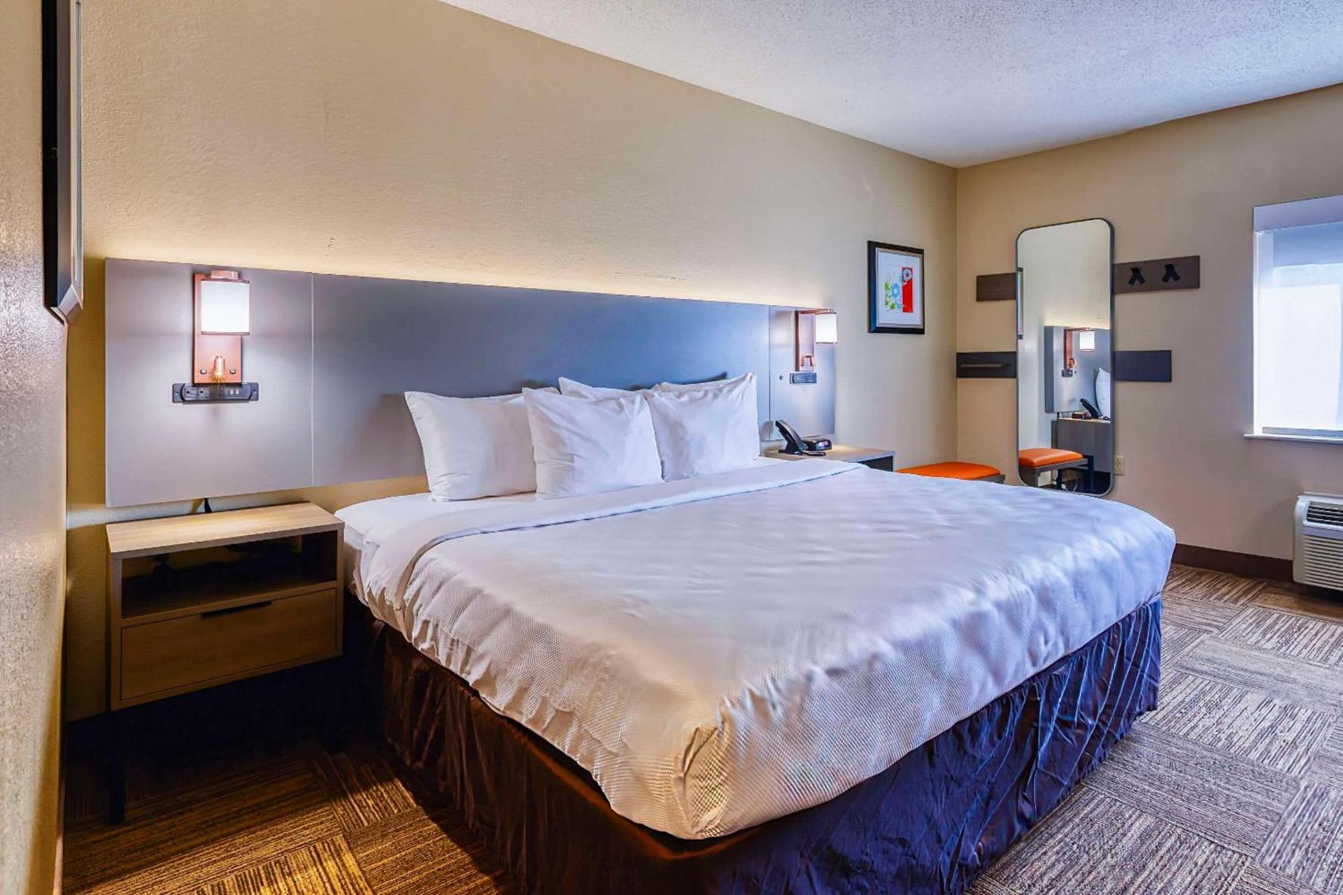 Comfort Inn & Suites Shepherdsville - Louisville South photo 31