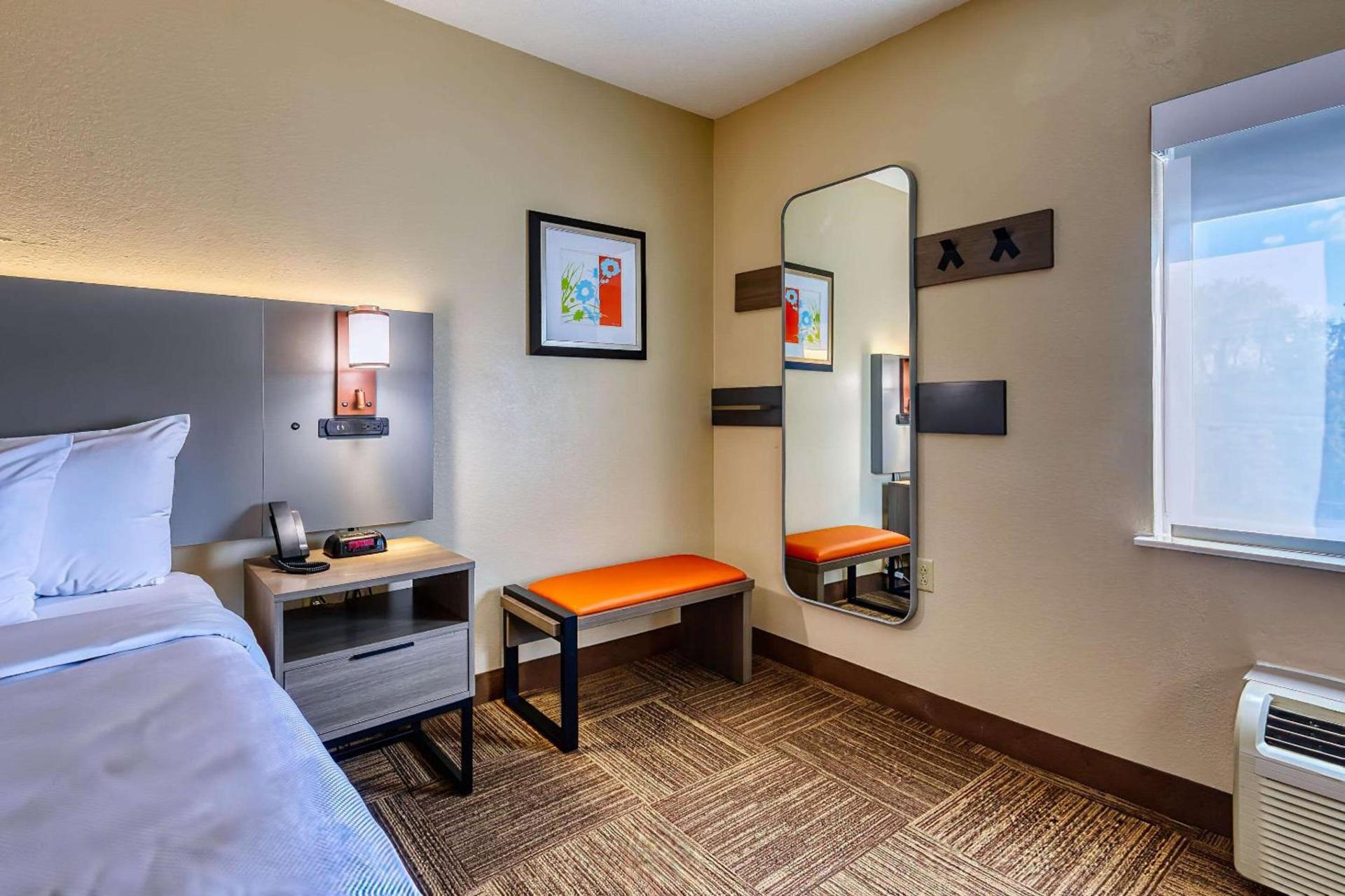 Comfort Inn & Suites Shepherdsville - Louisville South photo 32