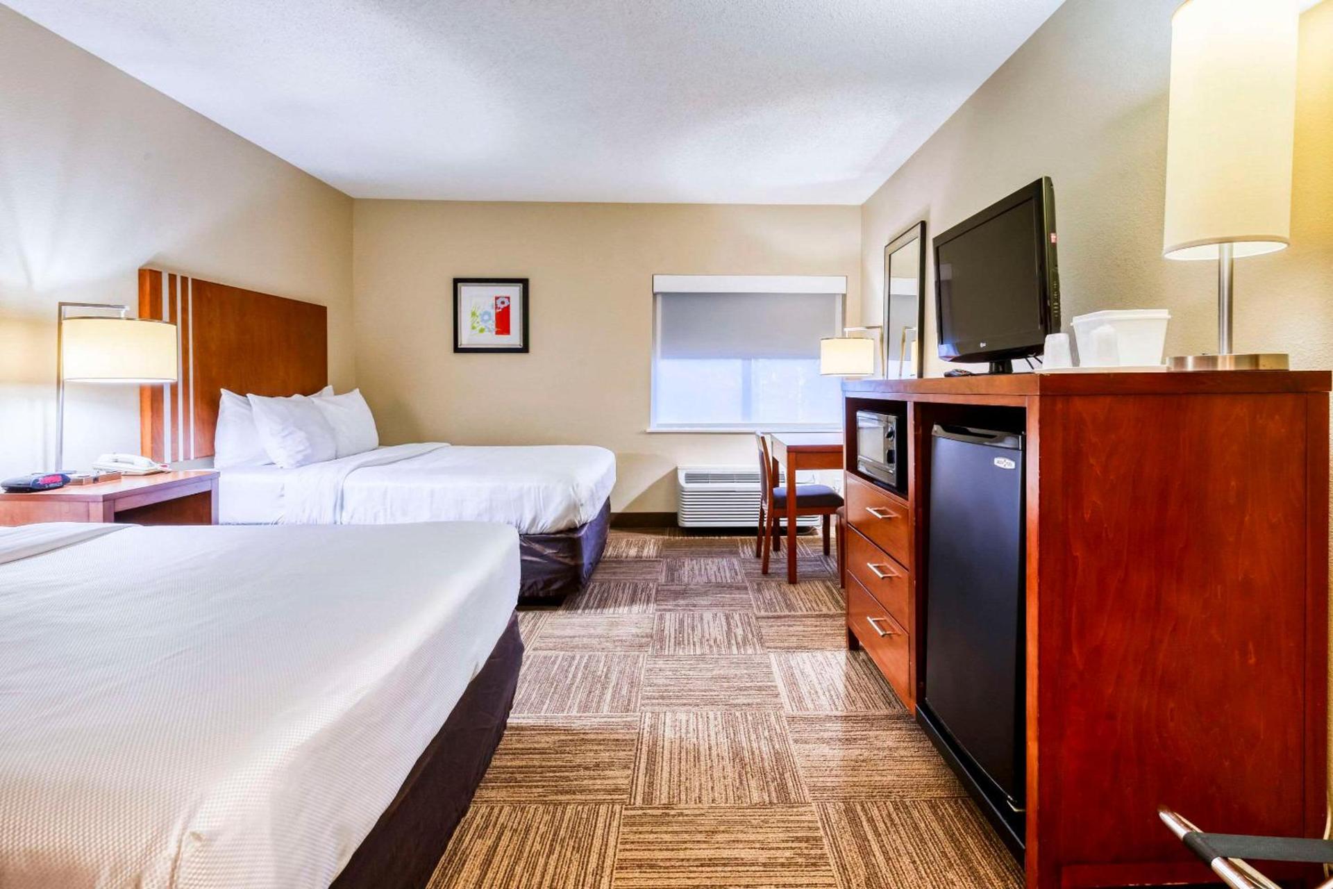 Comfort Inn & Suites Shepherdsville - Louisville South photo 37