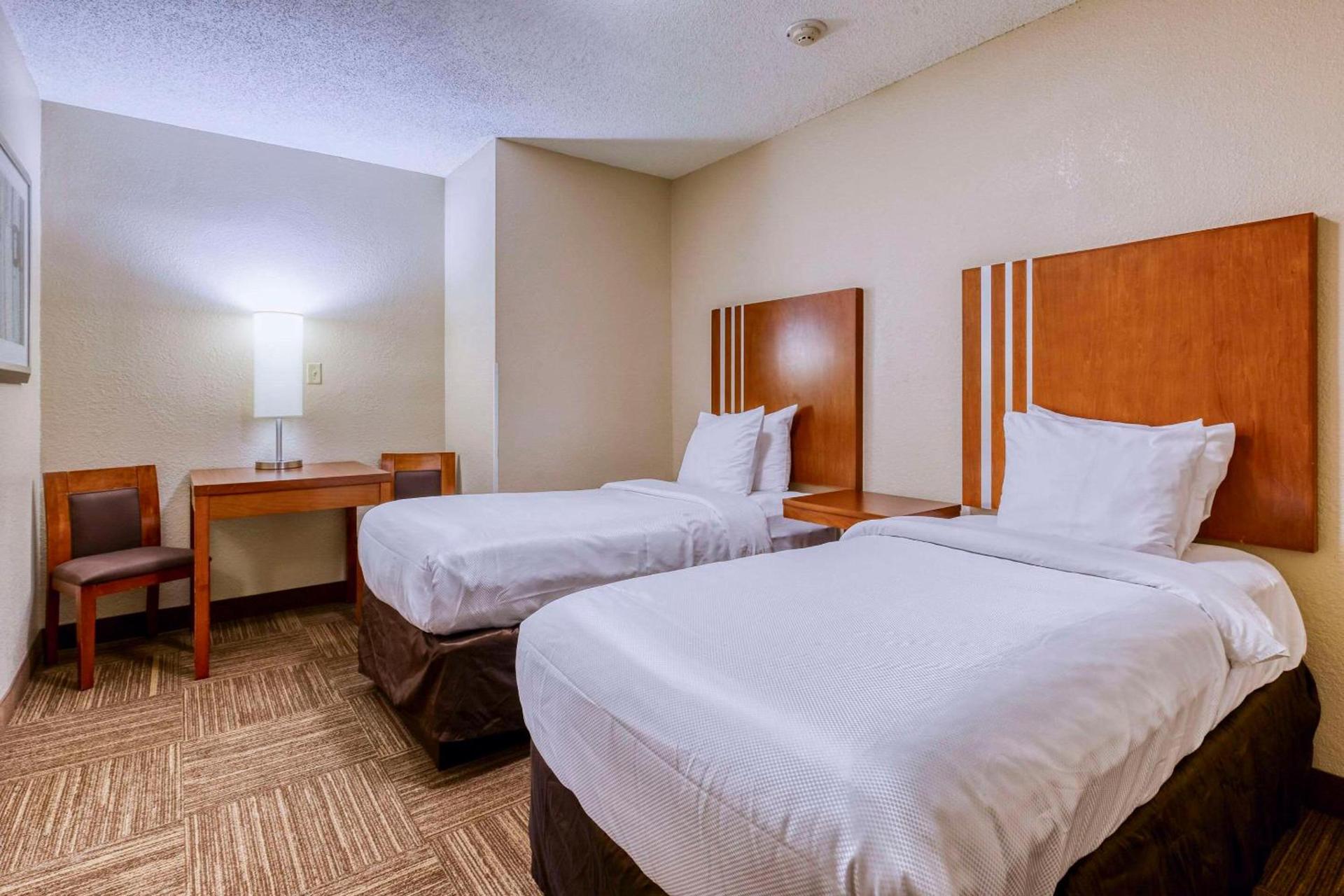 Comfort Inn & Suites Shepherdsville - Louisville South photo 45