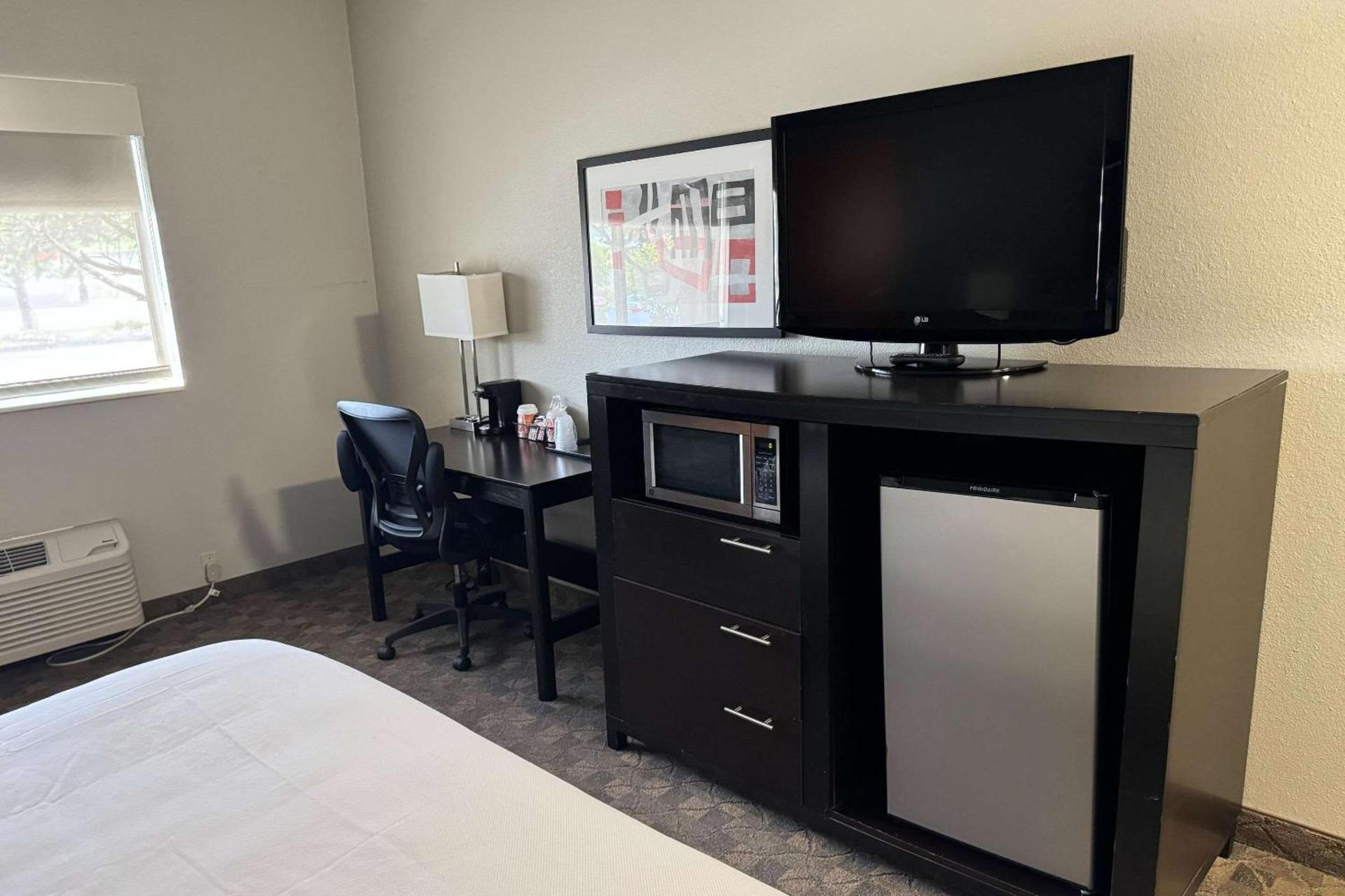 Comfort Inn Huntington near University area photo 3
