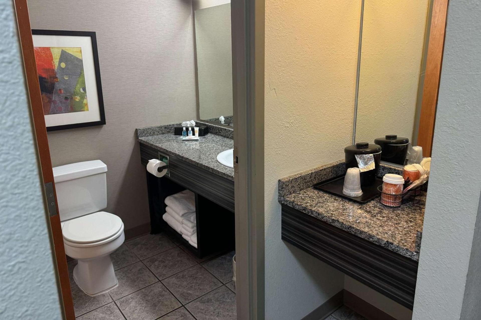 Comfort Inn Huntington near University area photo 7