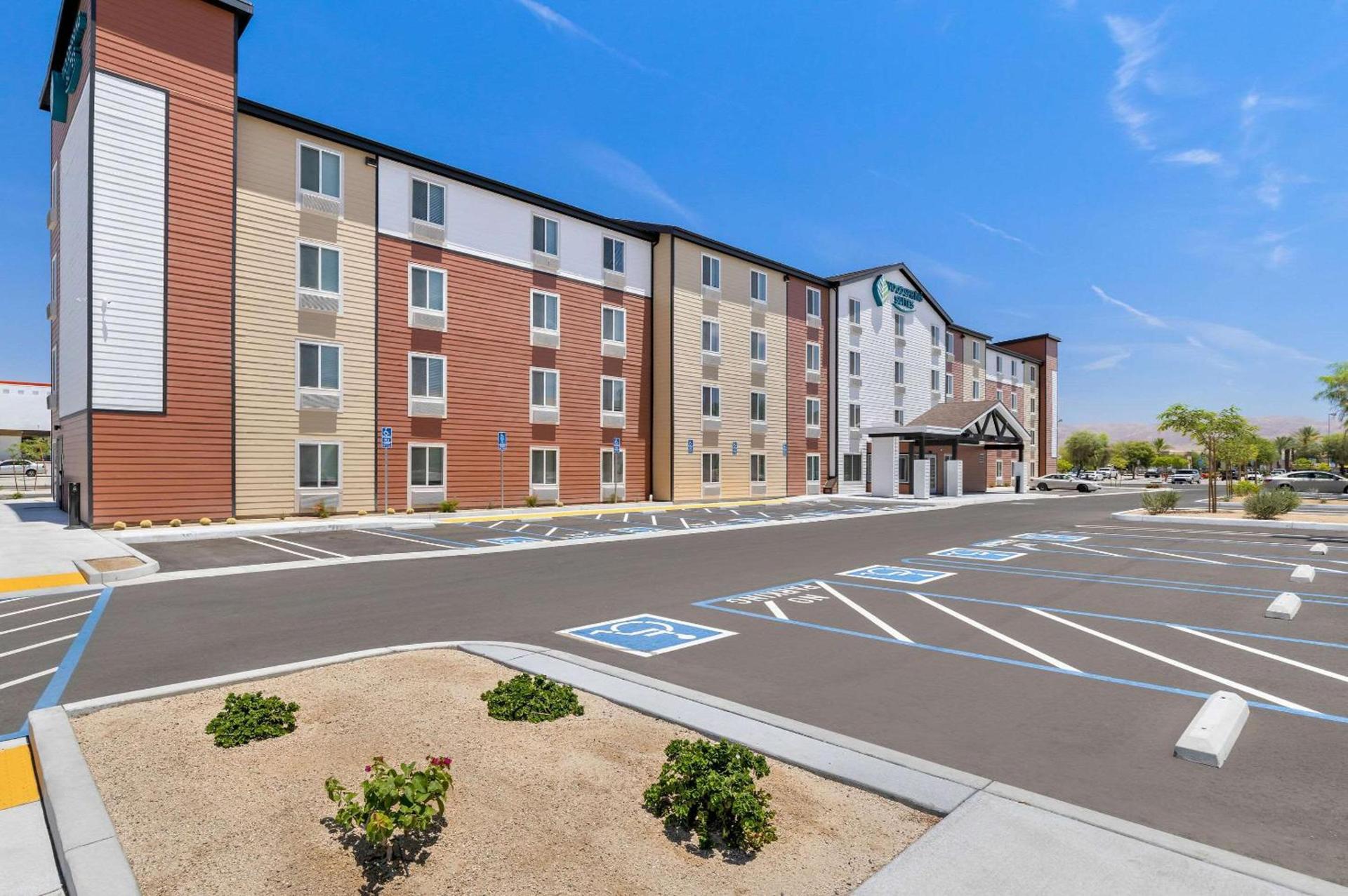 WoodSpring Suites Indio - Coachella Valley photo 2