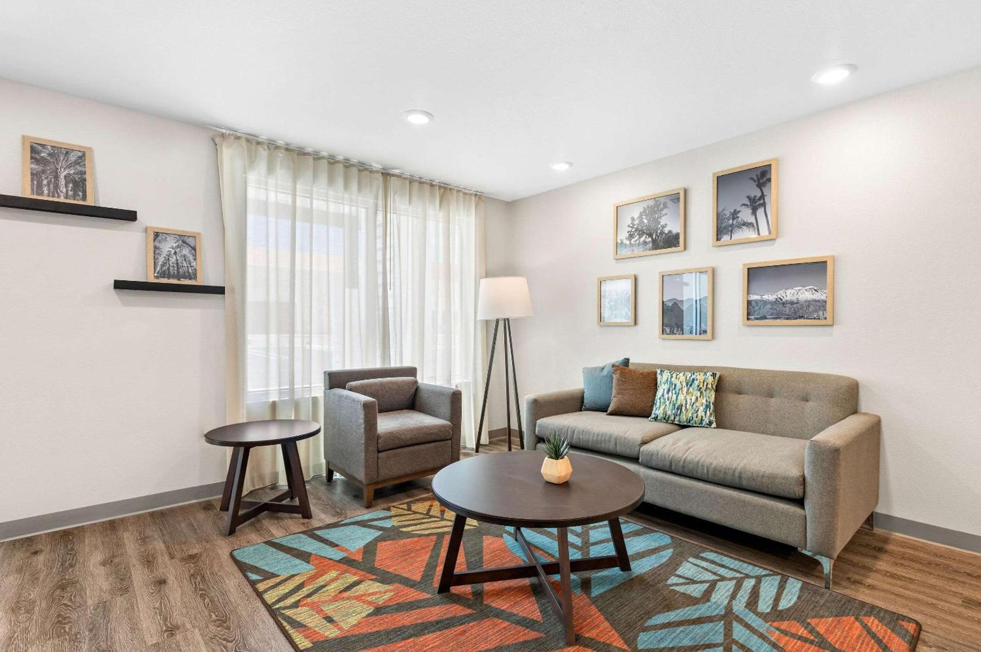 WoodSpring Suites Indio - Coachella Valley photo 3