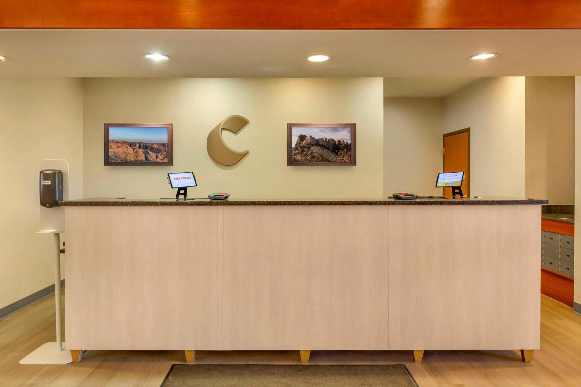 Comfort Inn & Suites Rapid City near Mt Rushmore photo 6