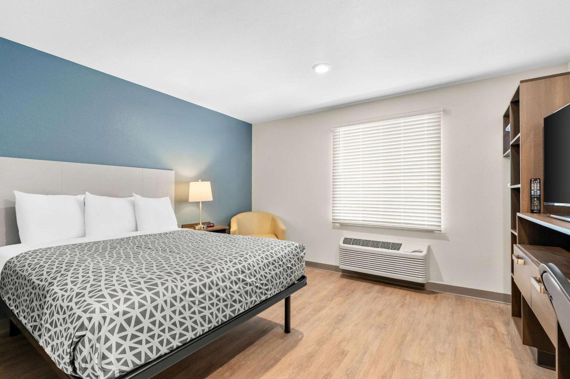 WoodSpring Suites Indio - Coachella Valley photo 19