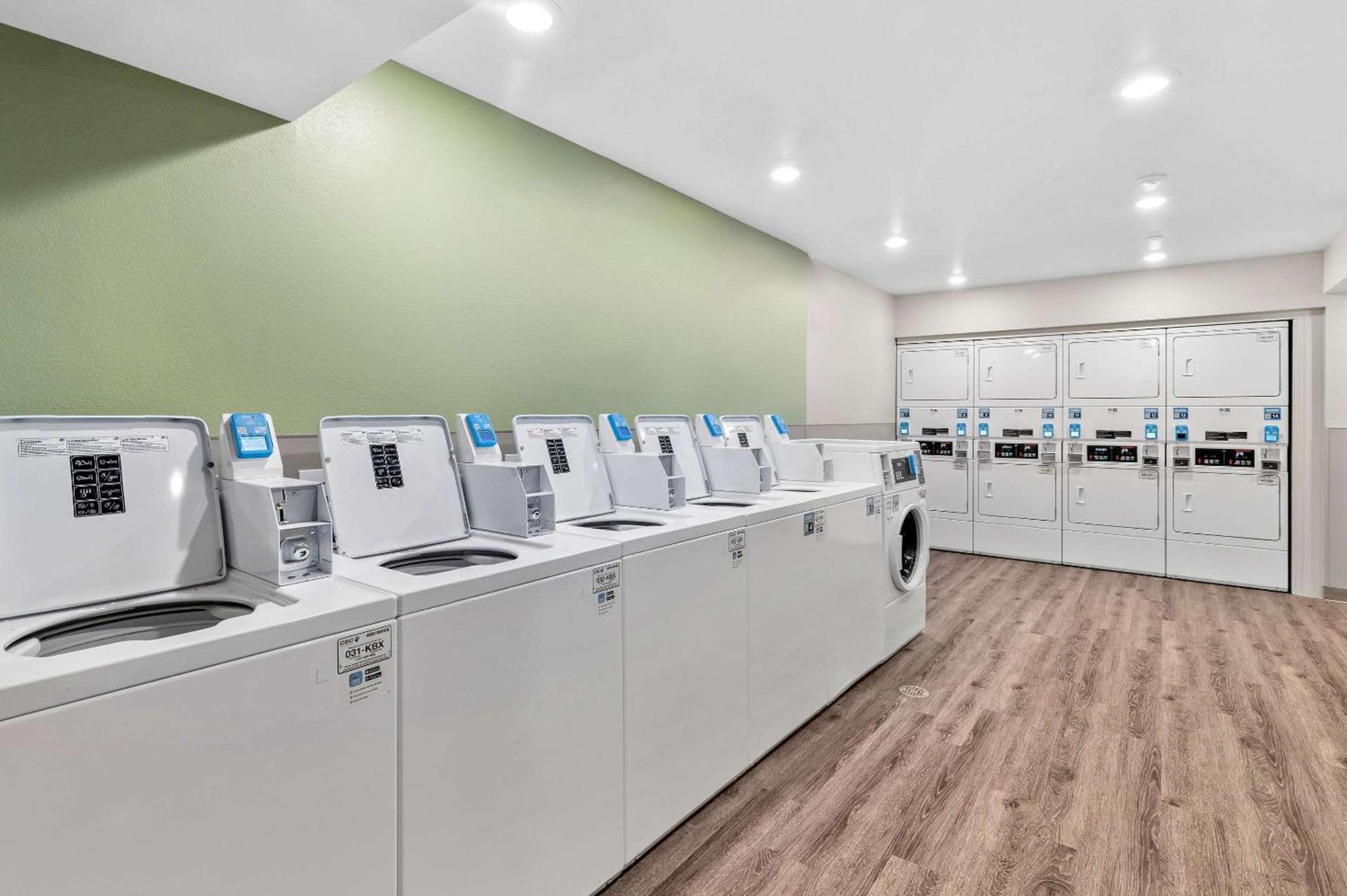 WoodSpring Suites Indio - Coachella Valley photo 26