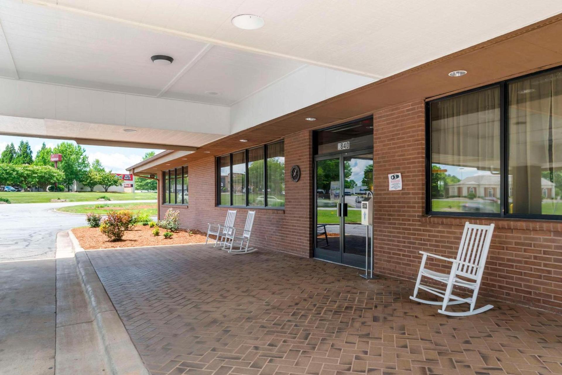 Quality Inn near Speedway photo 3