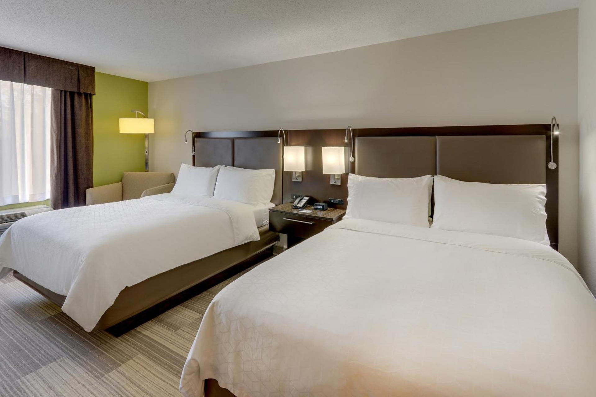 Holiday Inn Express Hotel & Suites Dayton-Centerville by IHG photo 4