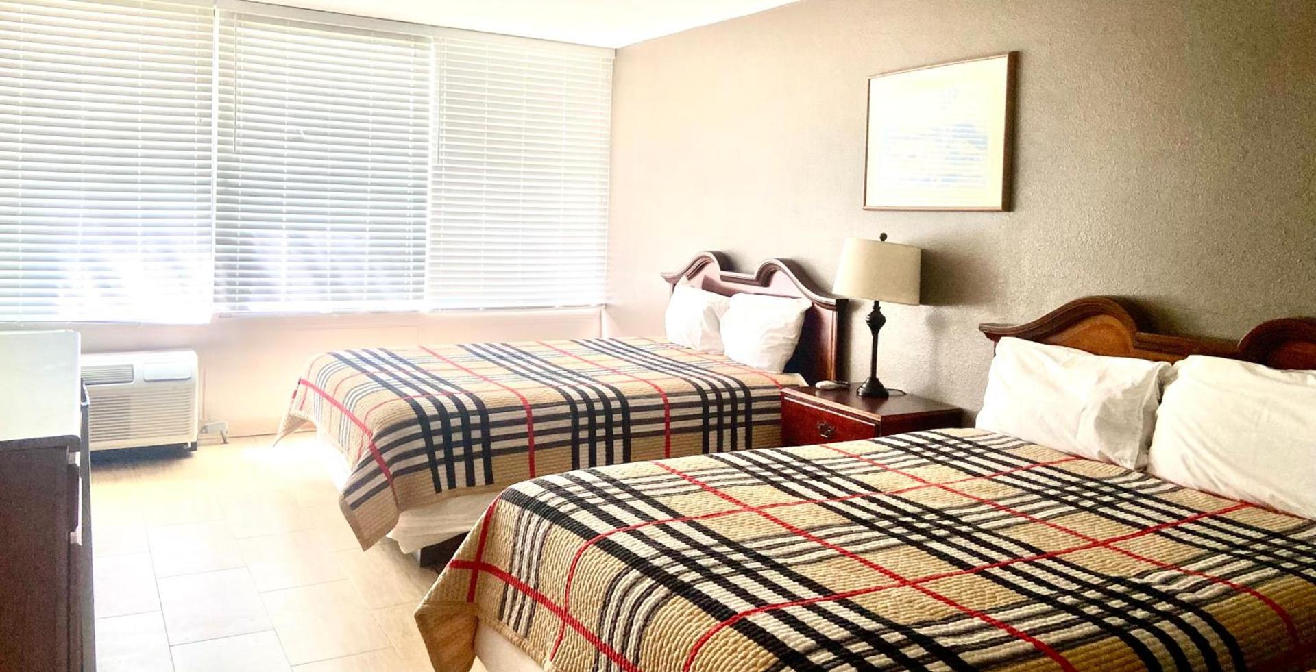 APM Inn & Suites photo 26