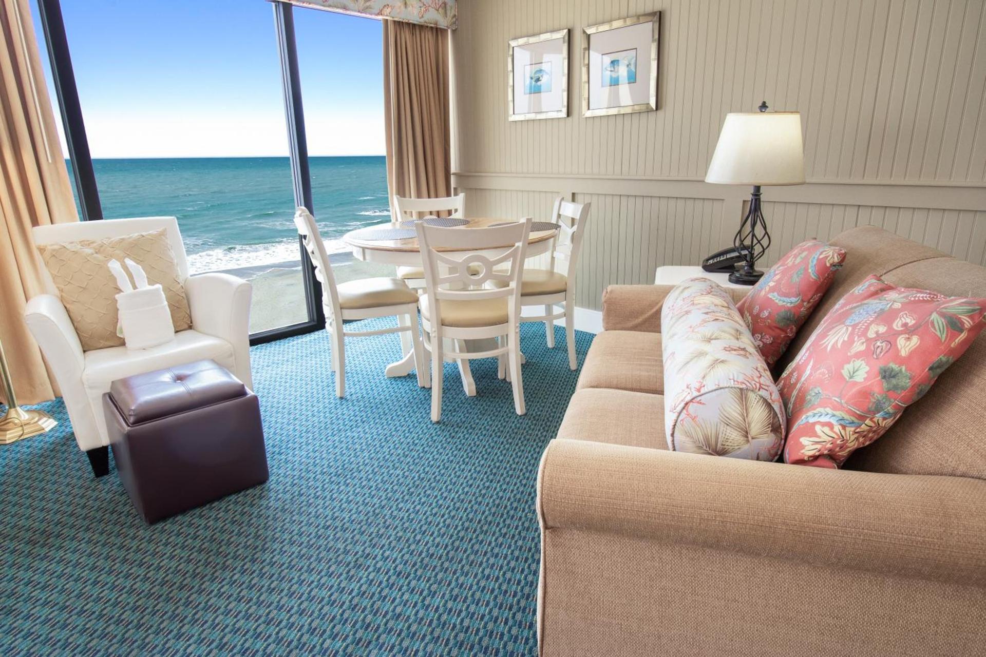 Oceanfront Litchfield Inn photo 33