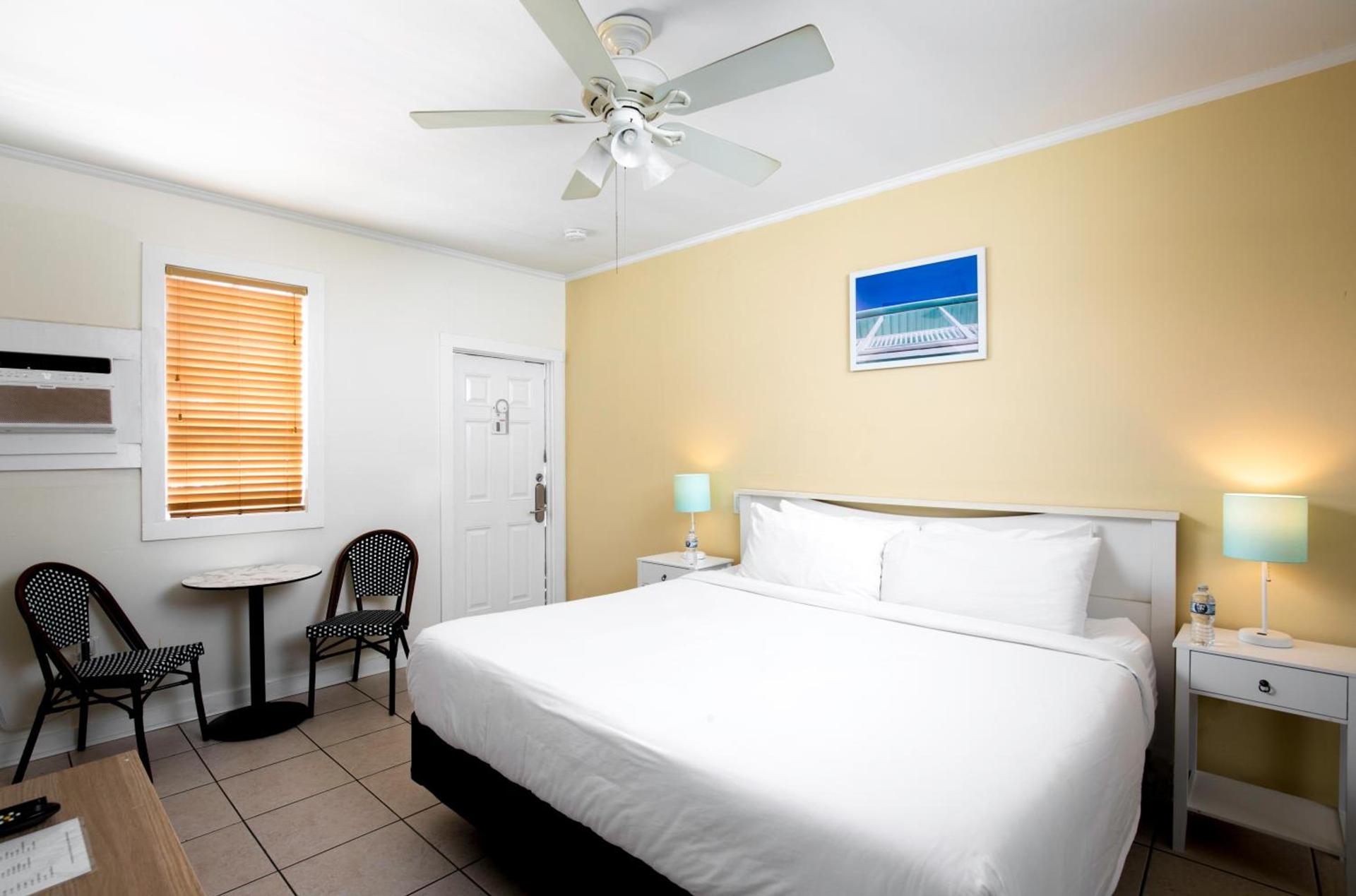 Southernmost Inn Adult Exclusive photo 39