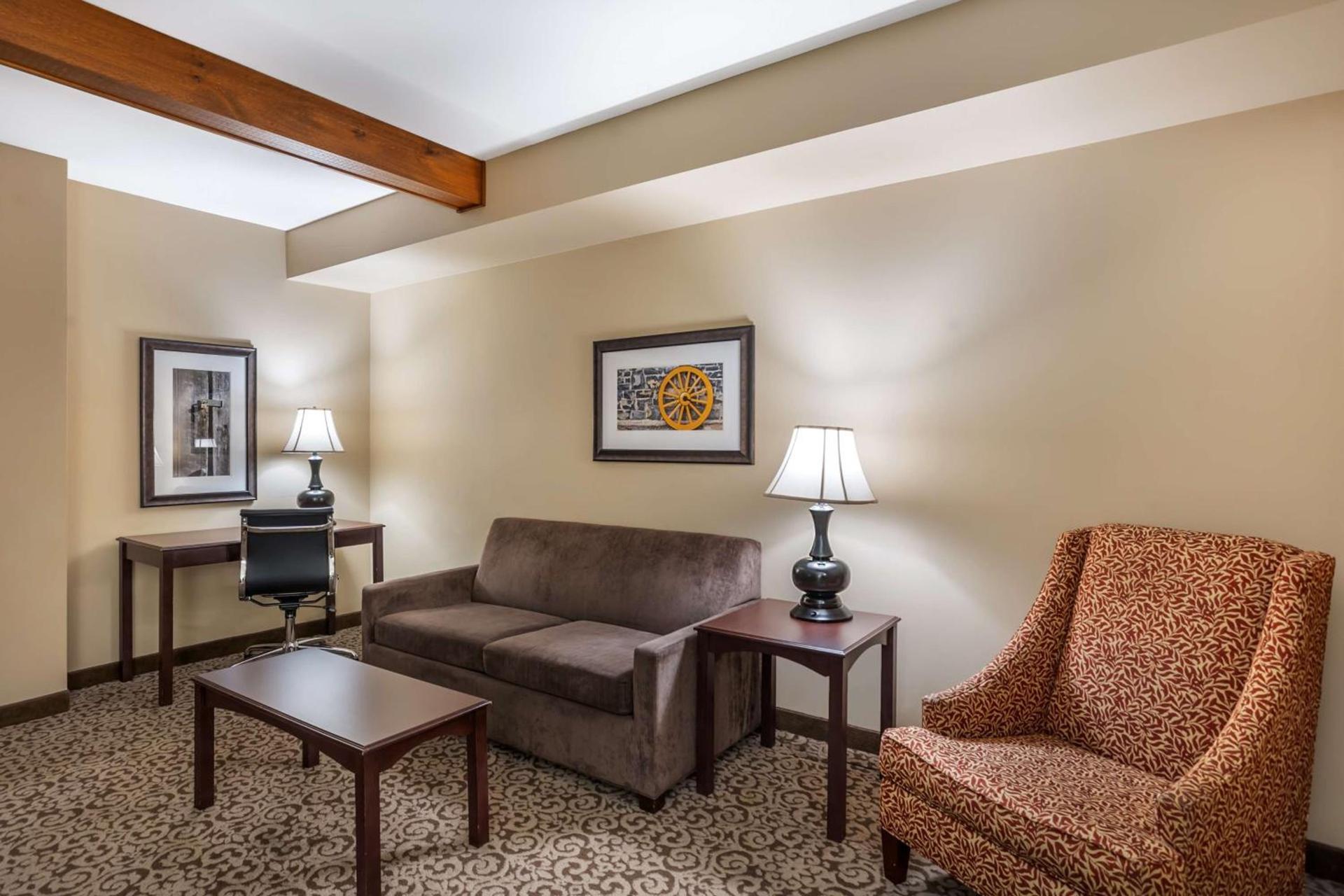 Best Western Plus Intercourse Village Inn photo 31