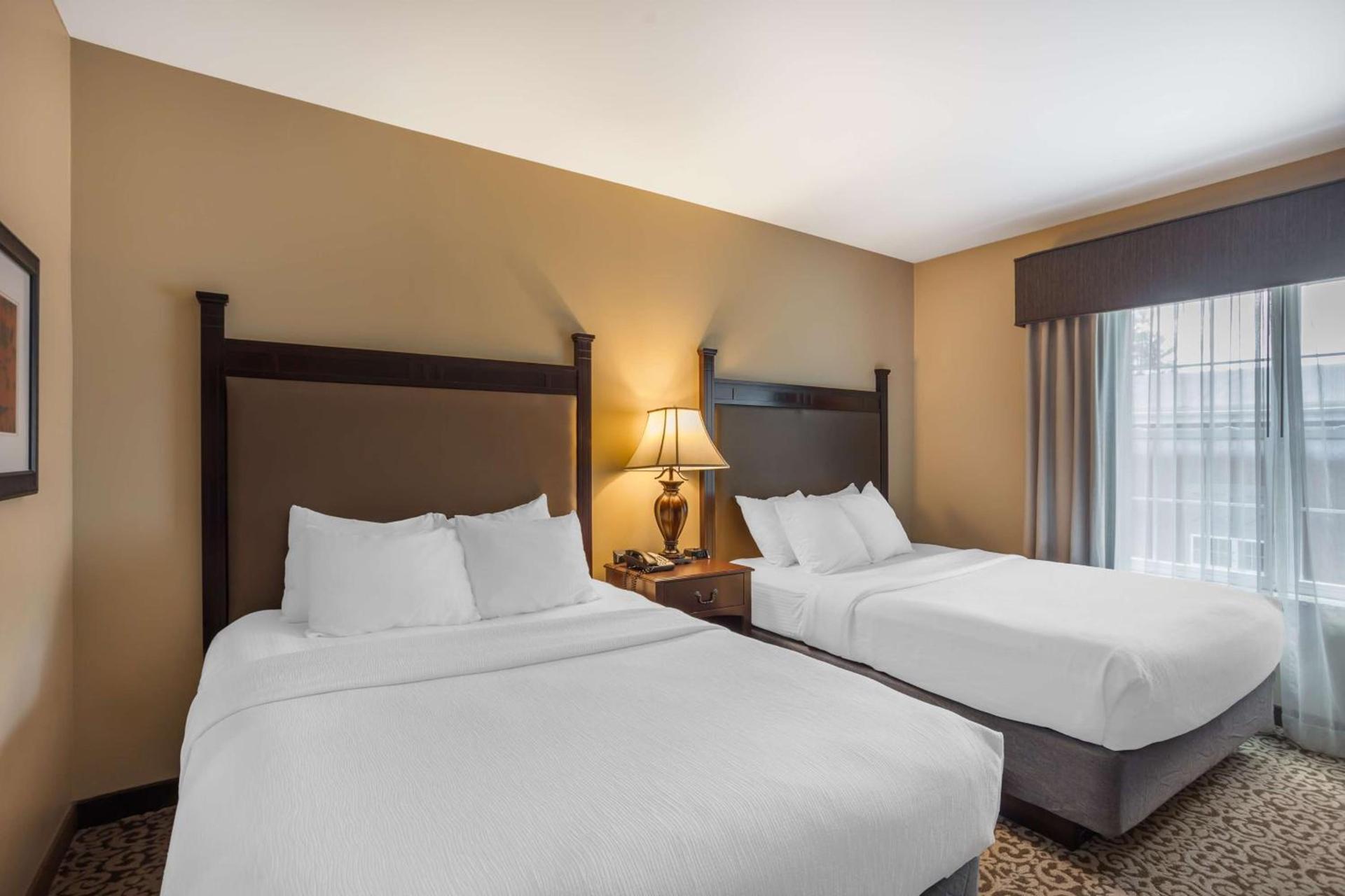 Best Western Plus Intercourse Village Inn photo 33