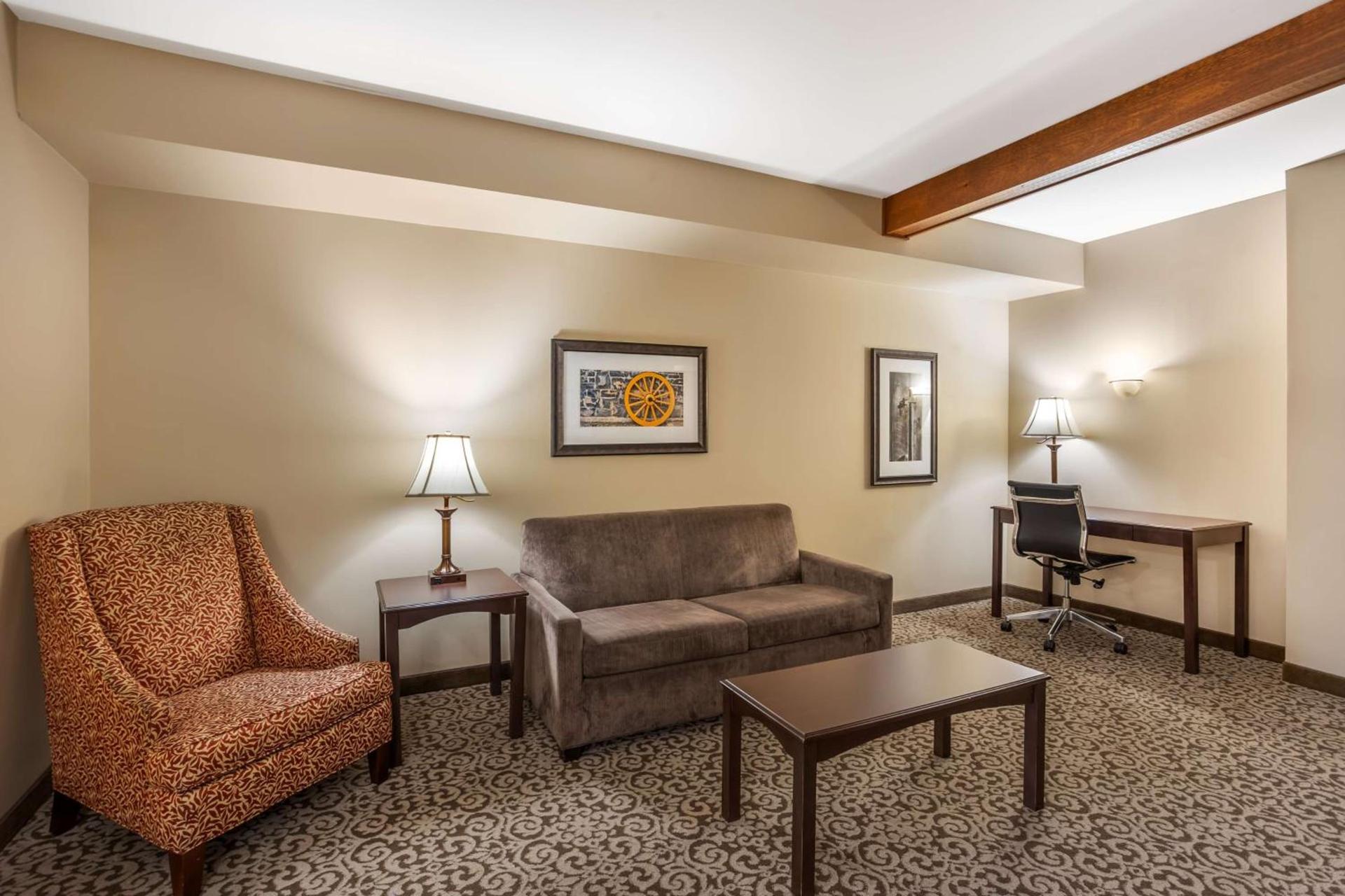 Best Western Plus Intercourse Village Inn photo 35