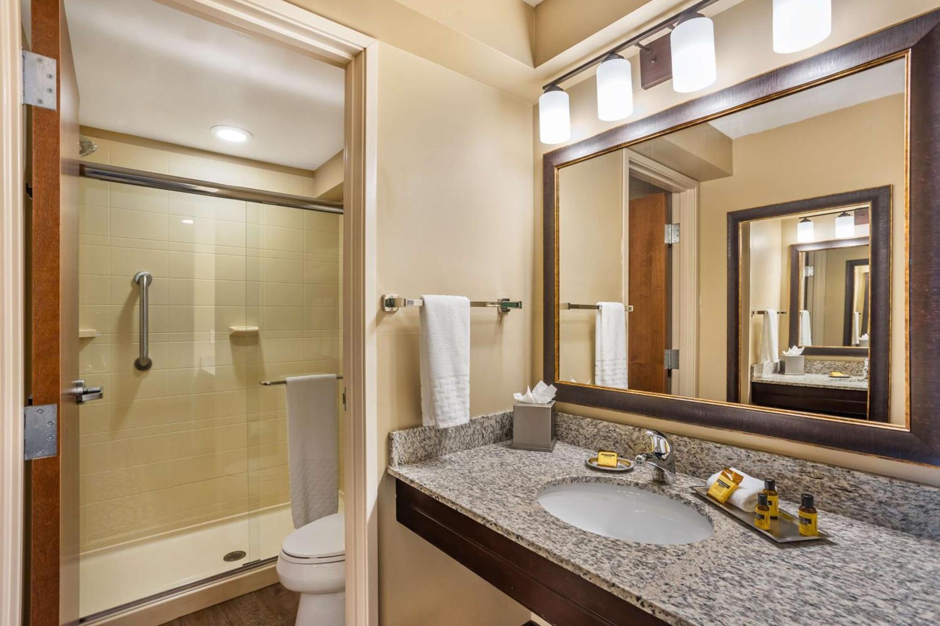 Best Western Plus Intercourse Village Inn photo 39
