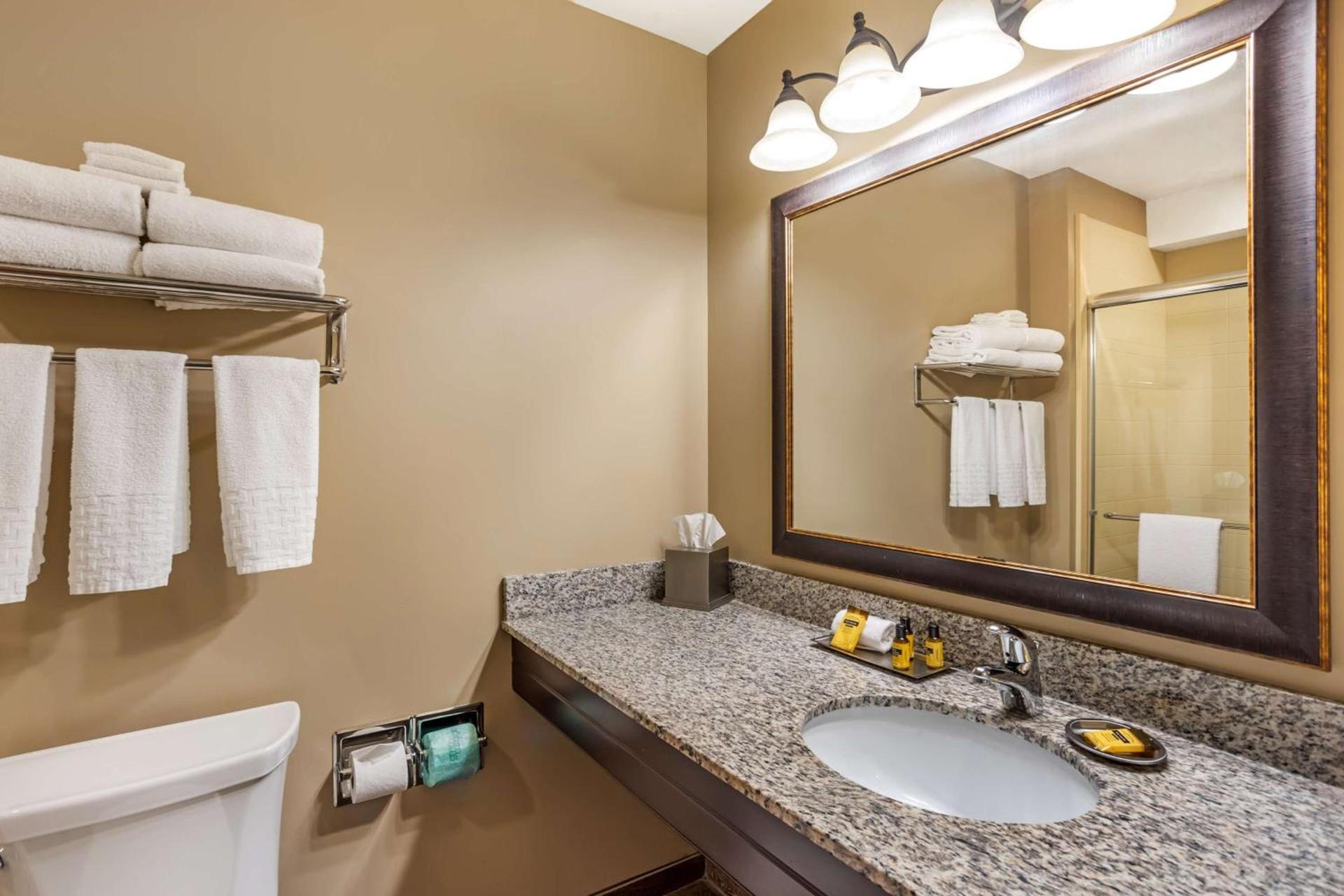 Best Western Plus Intercourse Village Inn photo 54