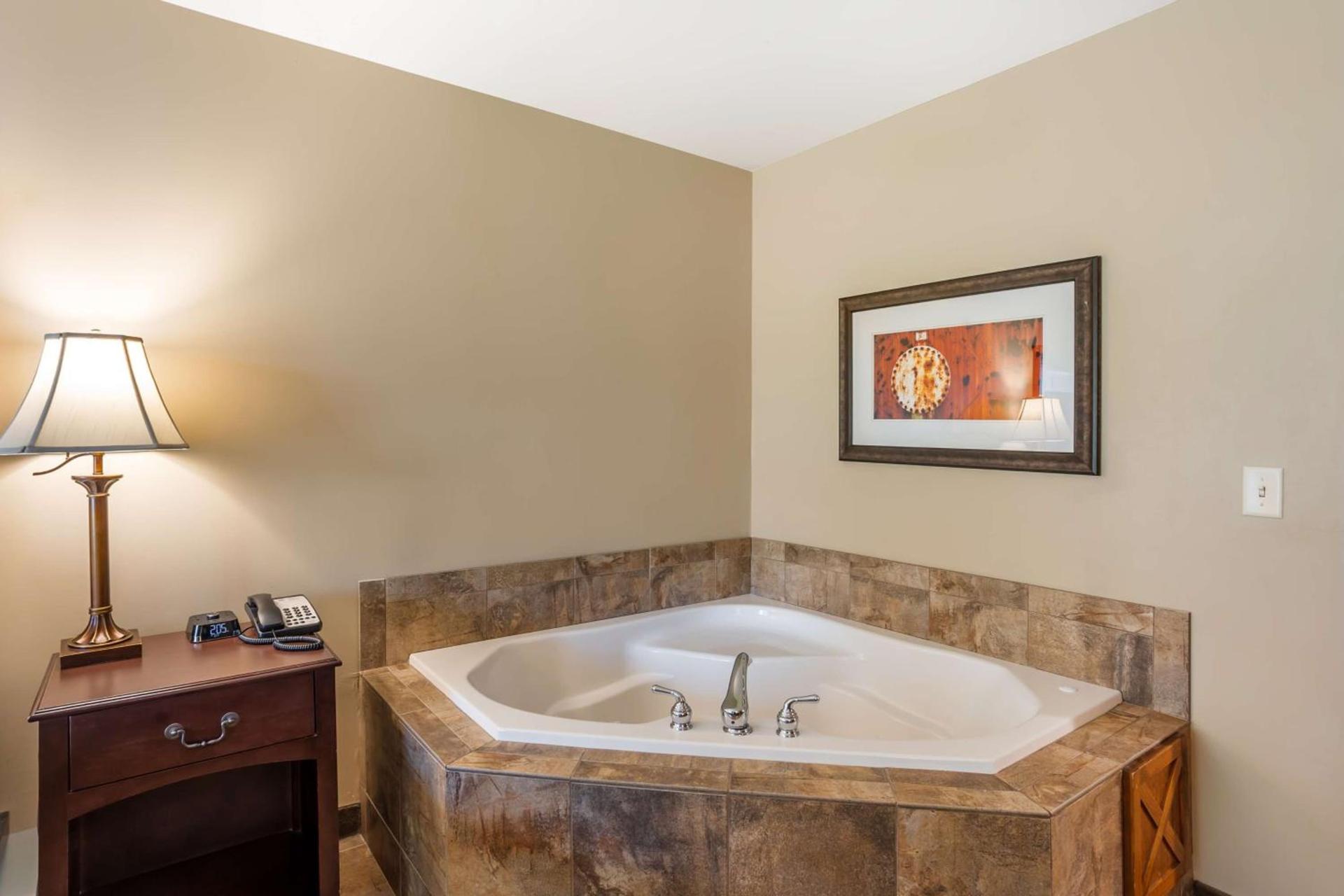 Best Western Plus Intercourse Village Inn photo 59