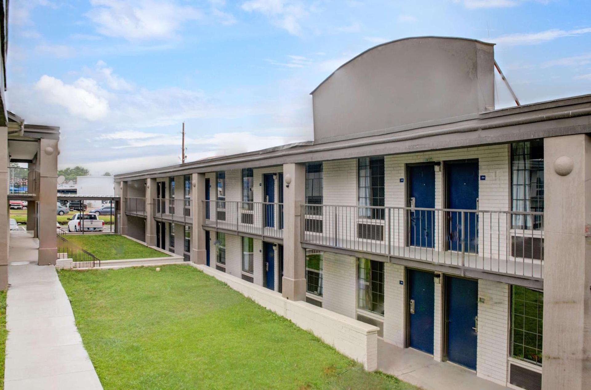 Motel 6 Chickasha, OK photo 4