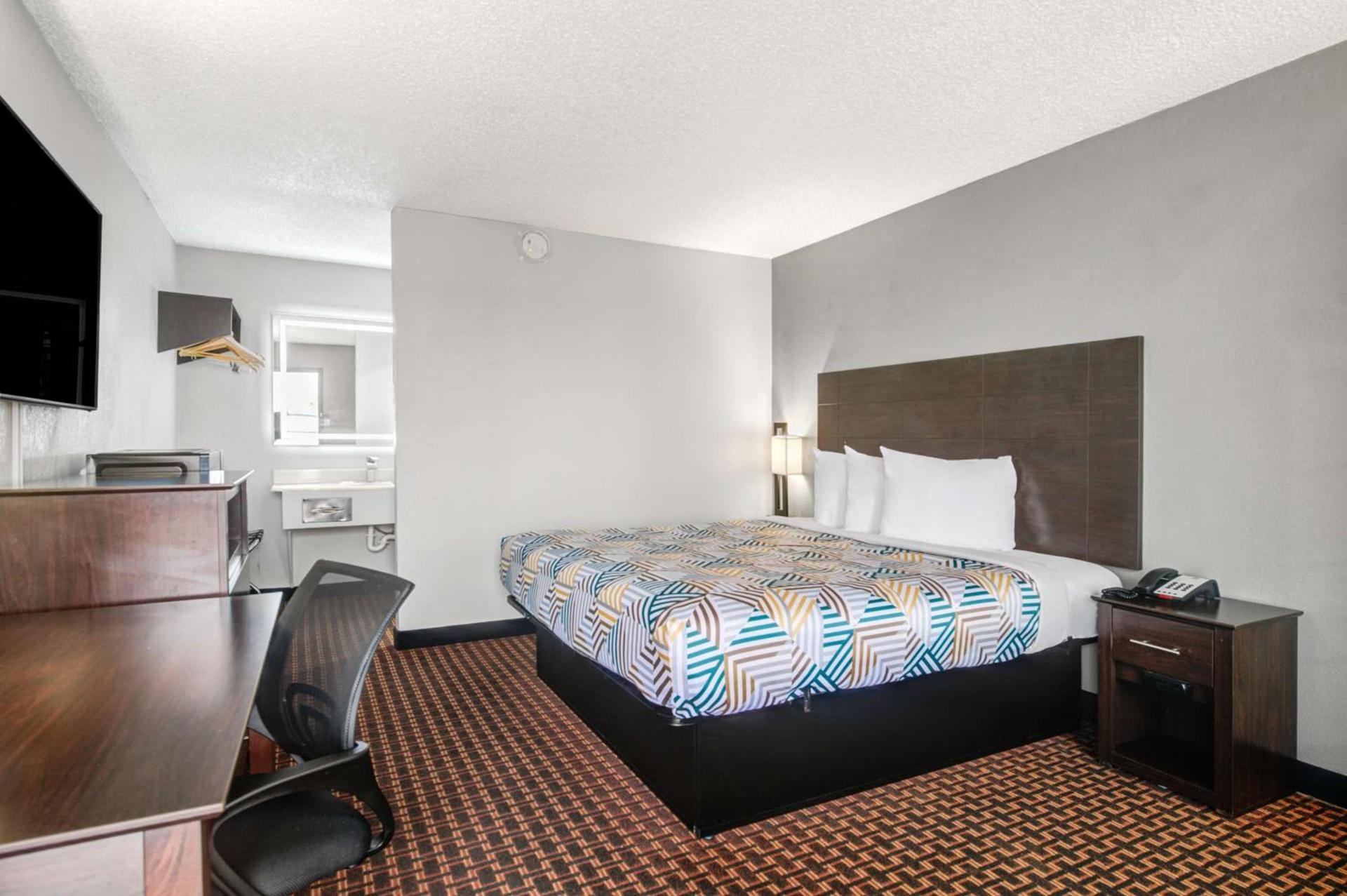 Motel 6 Chickasha, OK photo 18