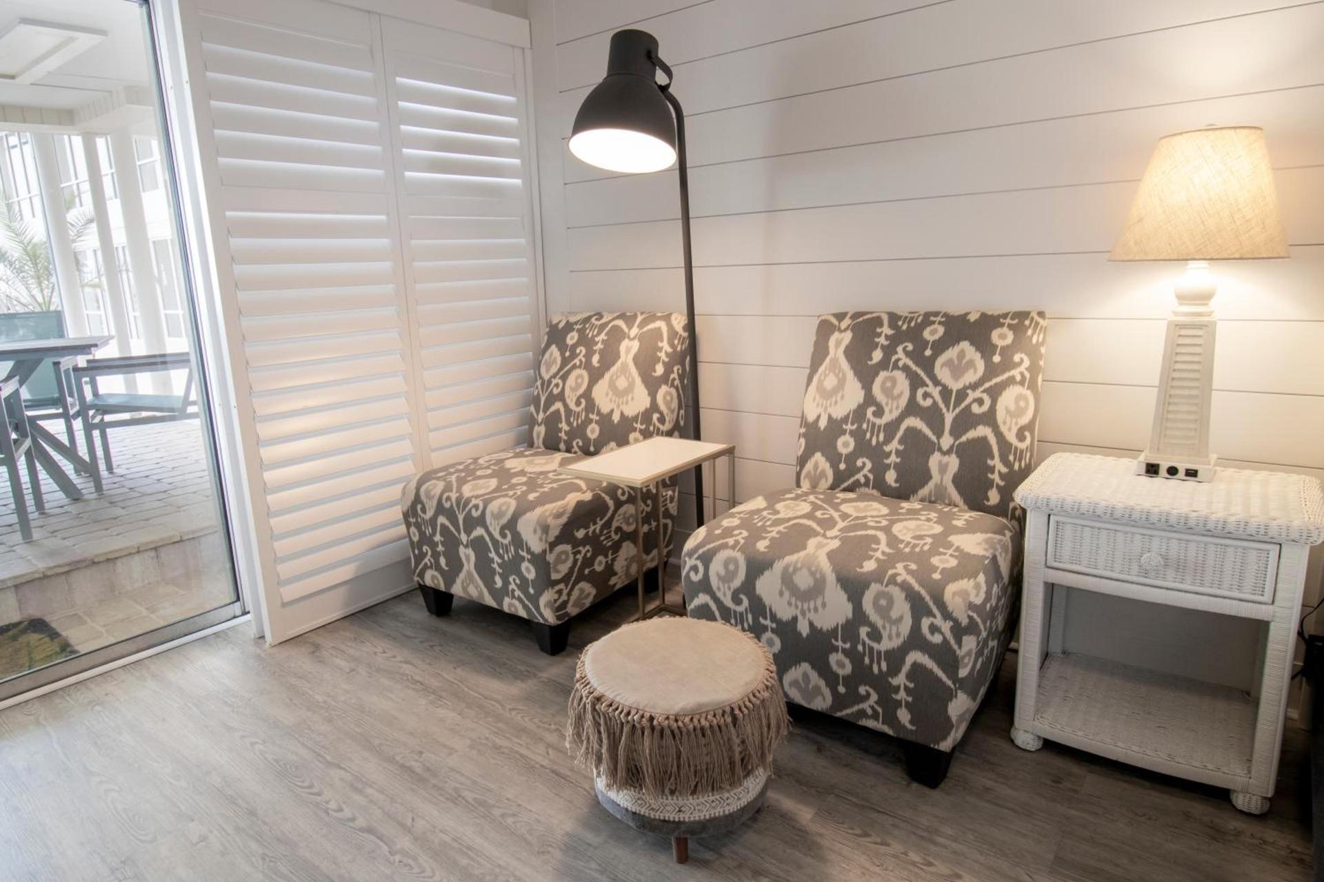 Oceanfront Litchfield Inn photo 64