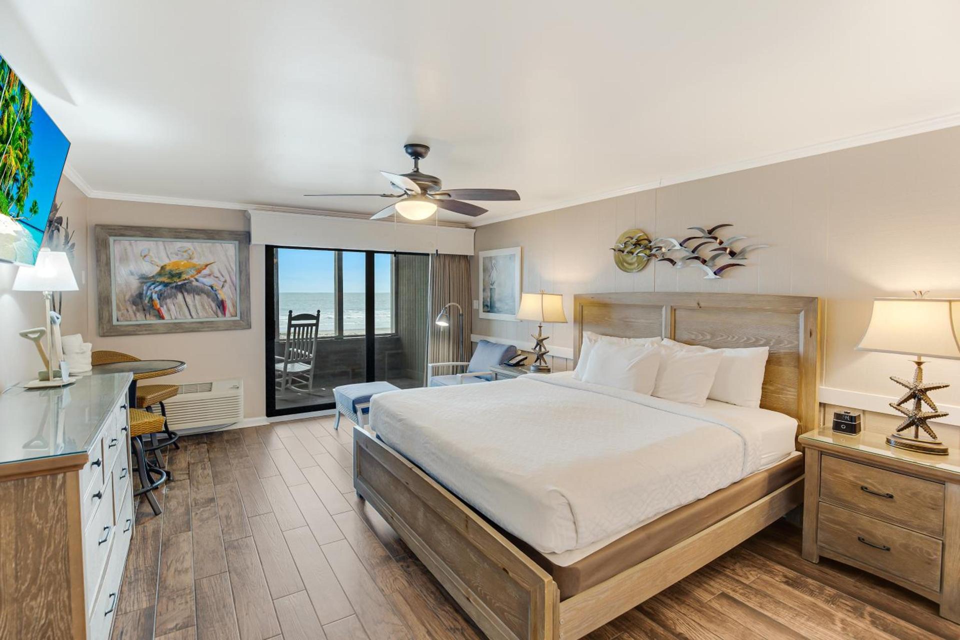 Oceanfront Litchfield Inn photo 69