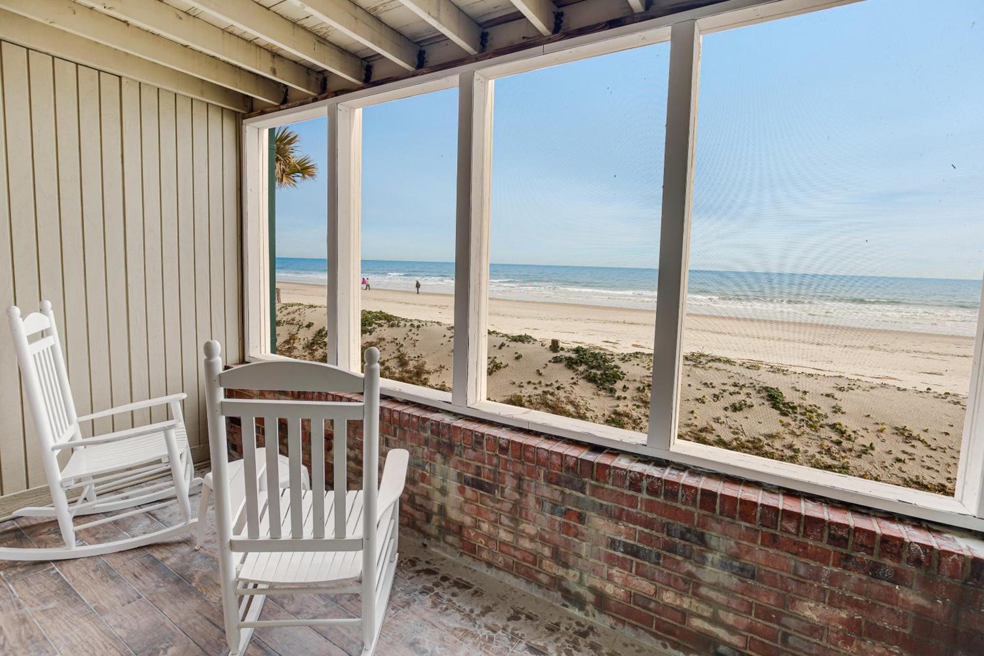 Oceanfront Litchfield Inn photo 68