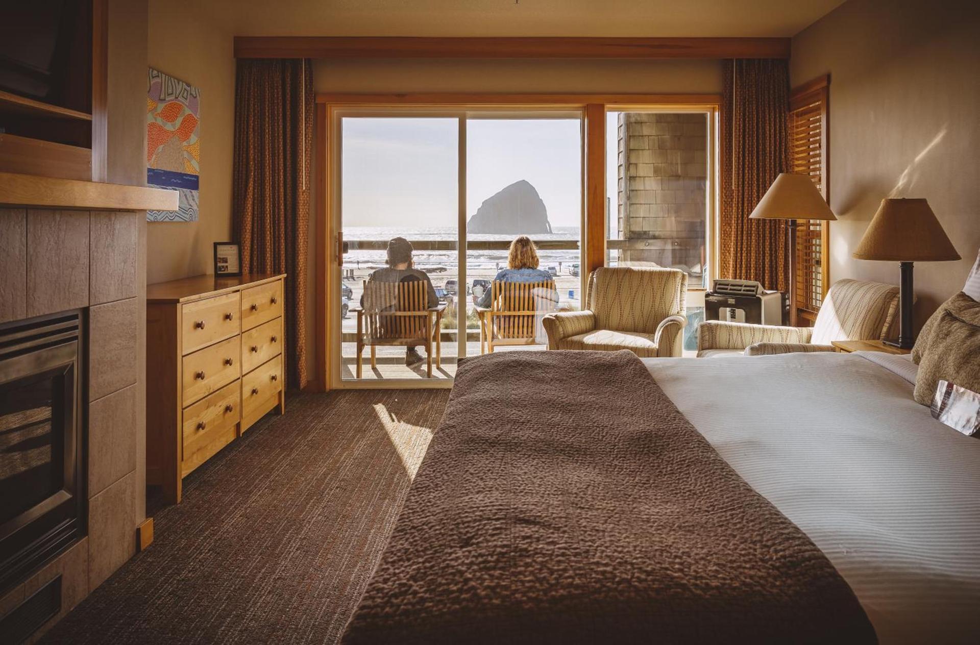 Inn at Cape Kiwanda photo 29