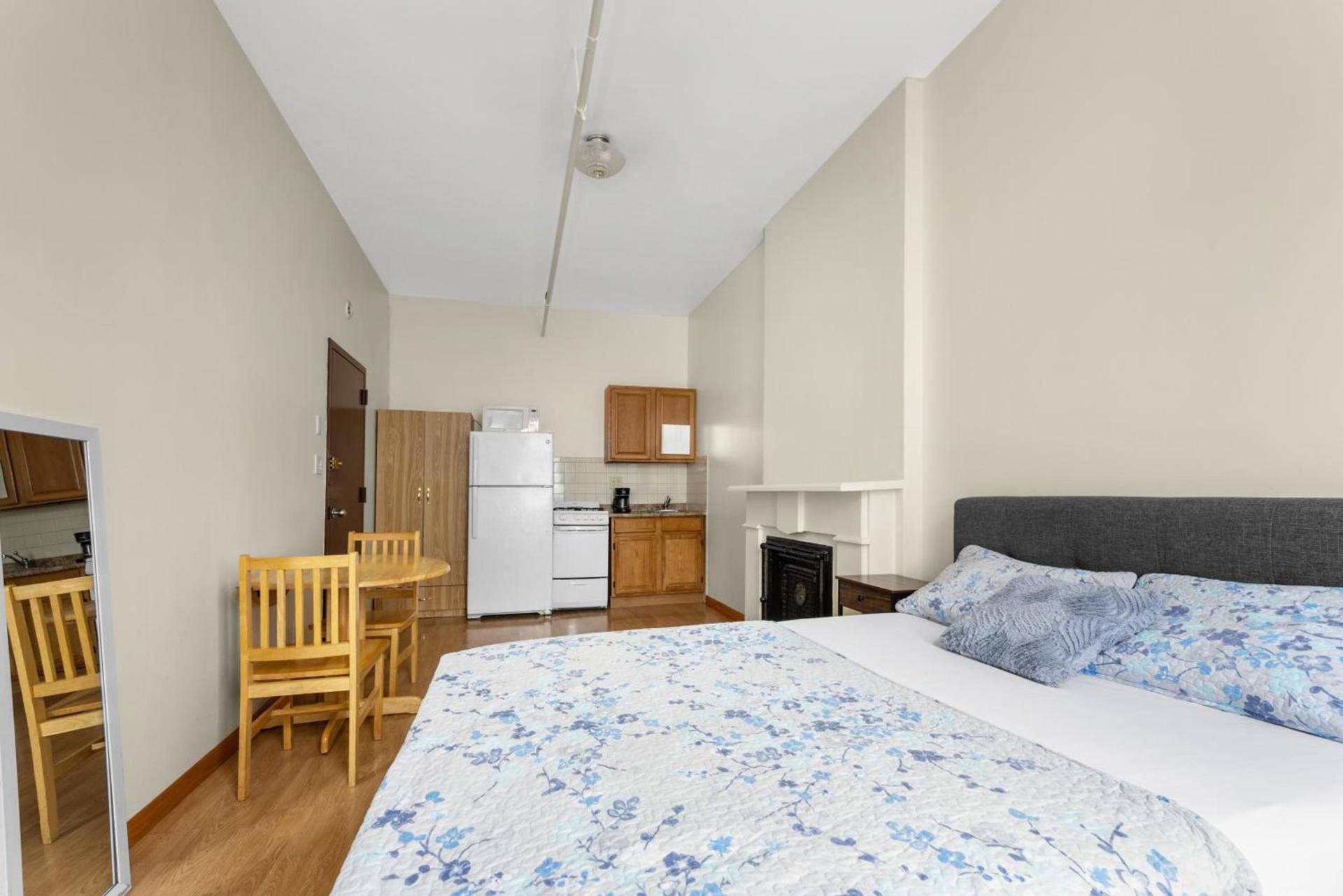 West 30th Street Guest House photo 51