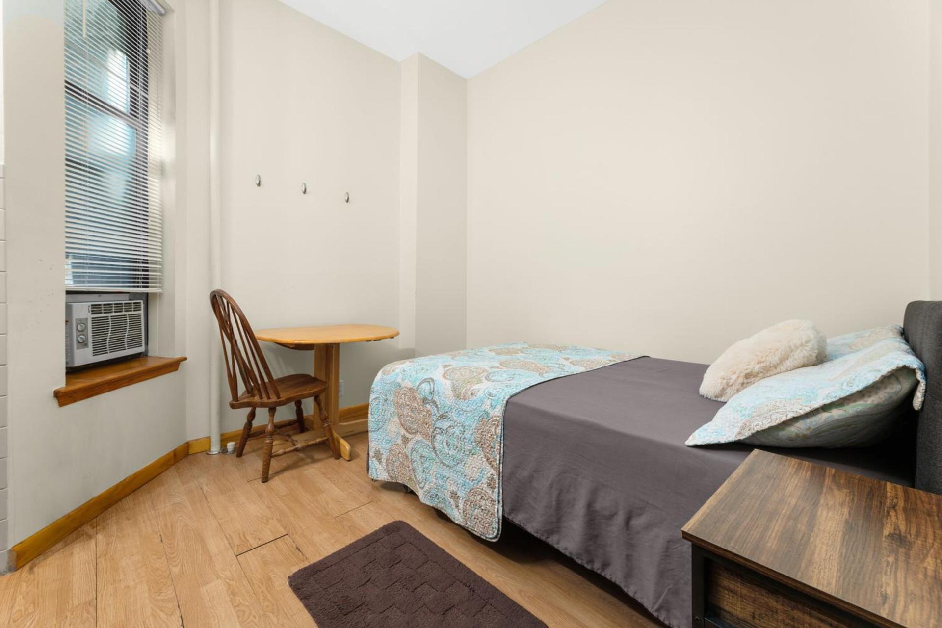 West 30th Street Guest House photo 15