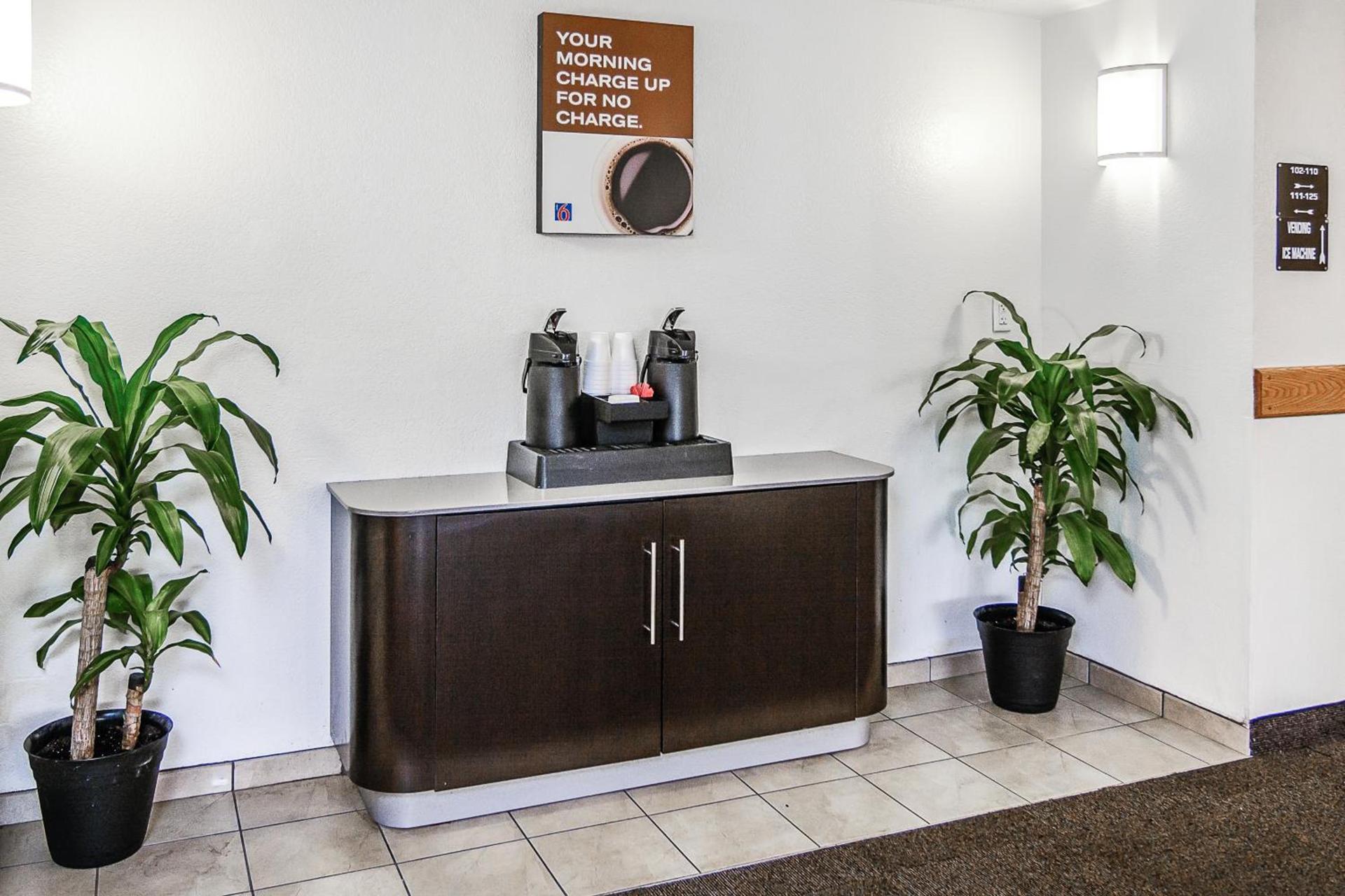 Motel 6-Framingham, MA - Boston West photo 27