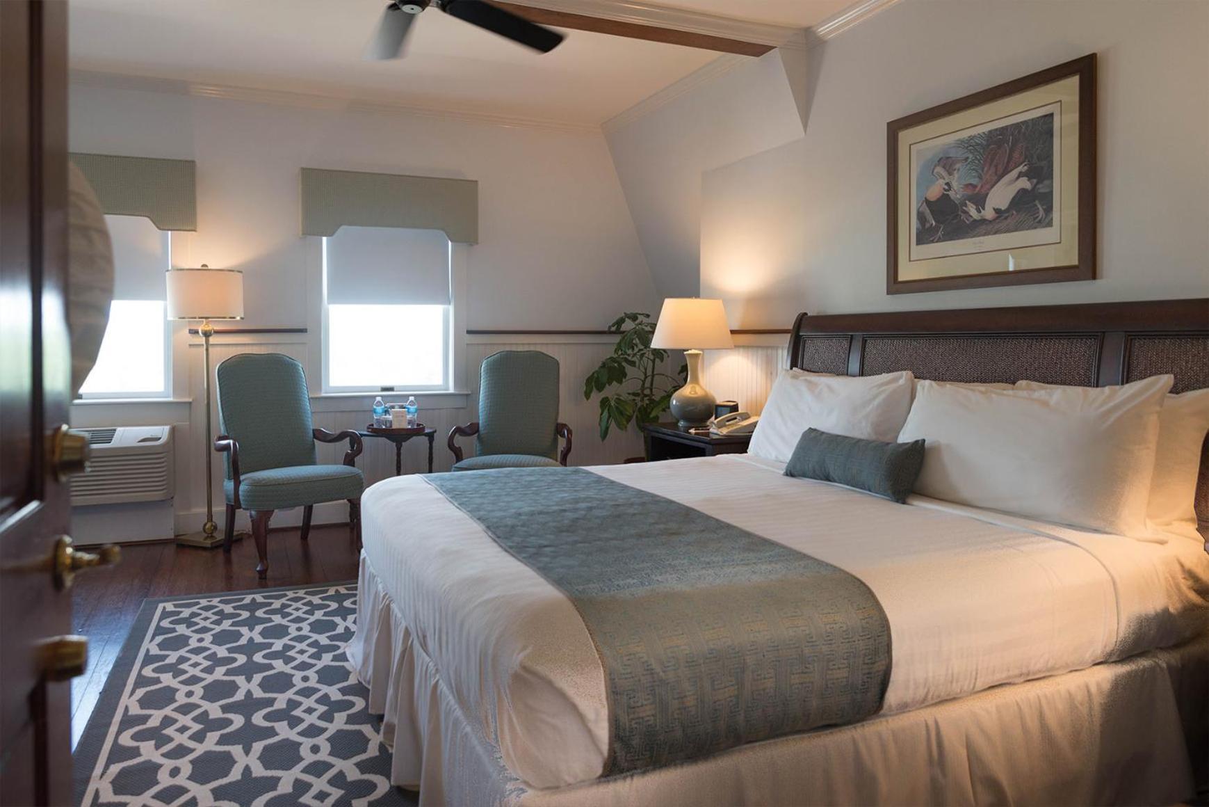 Elizabeth Pointe Lodge photo 24