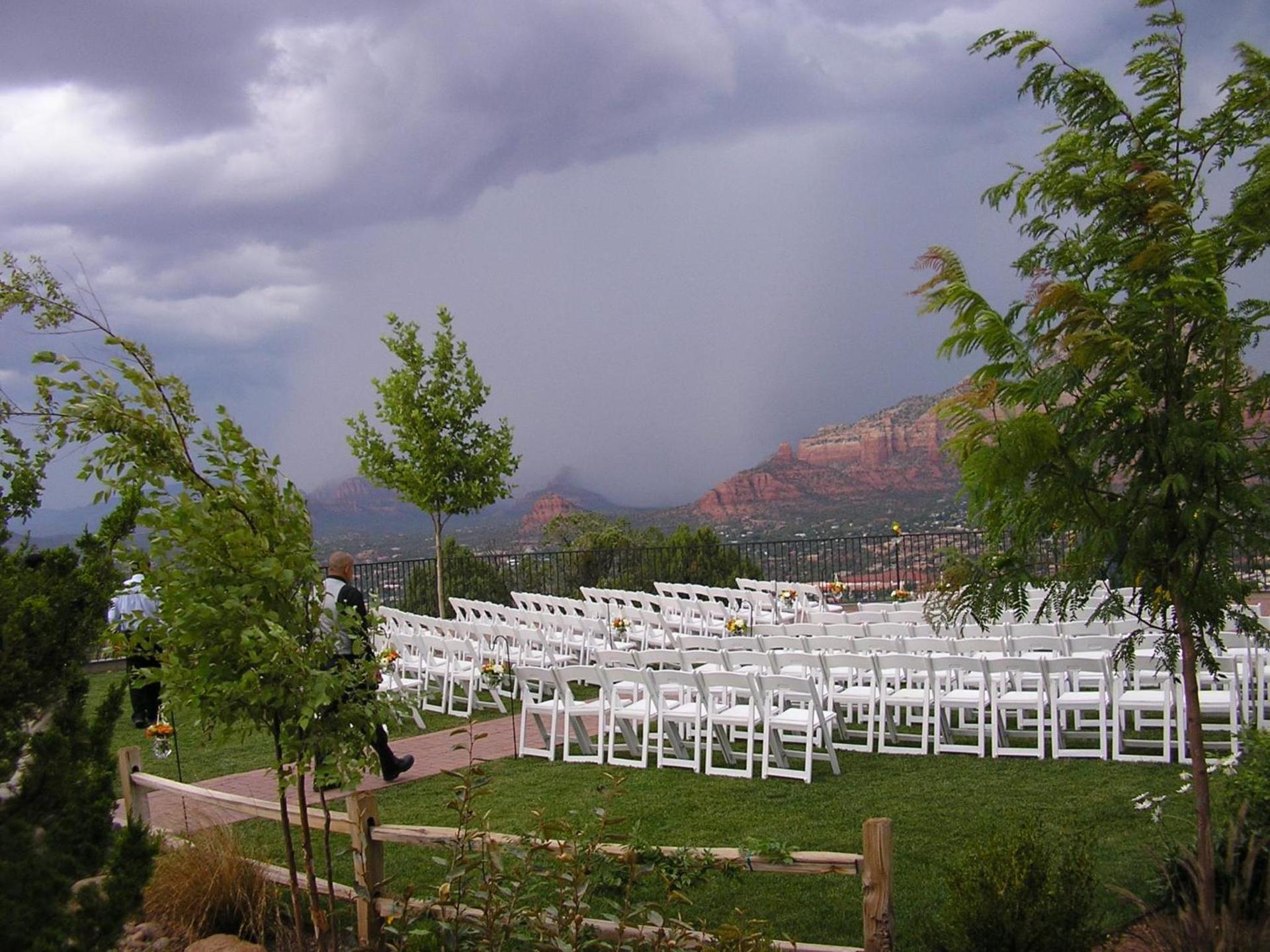 Sky Ranch Lodge photo 24
