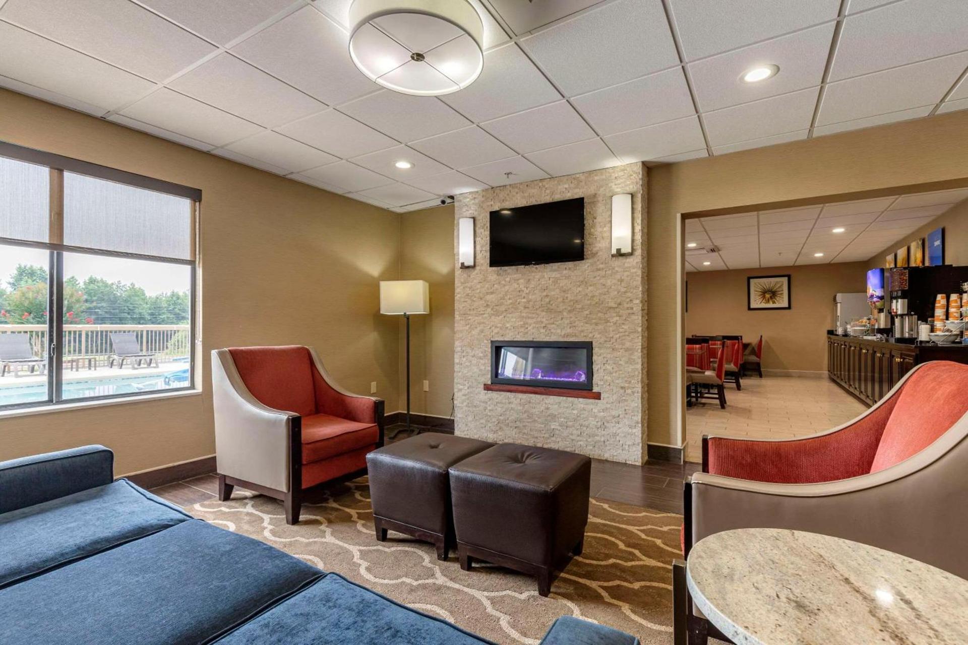 Comfort Inn & Suites Mocksville I-40 photo 4
