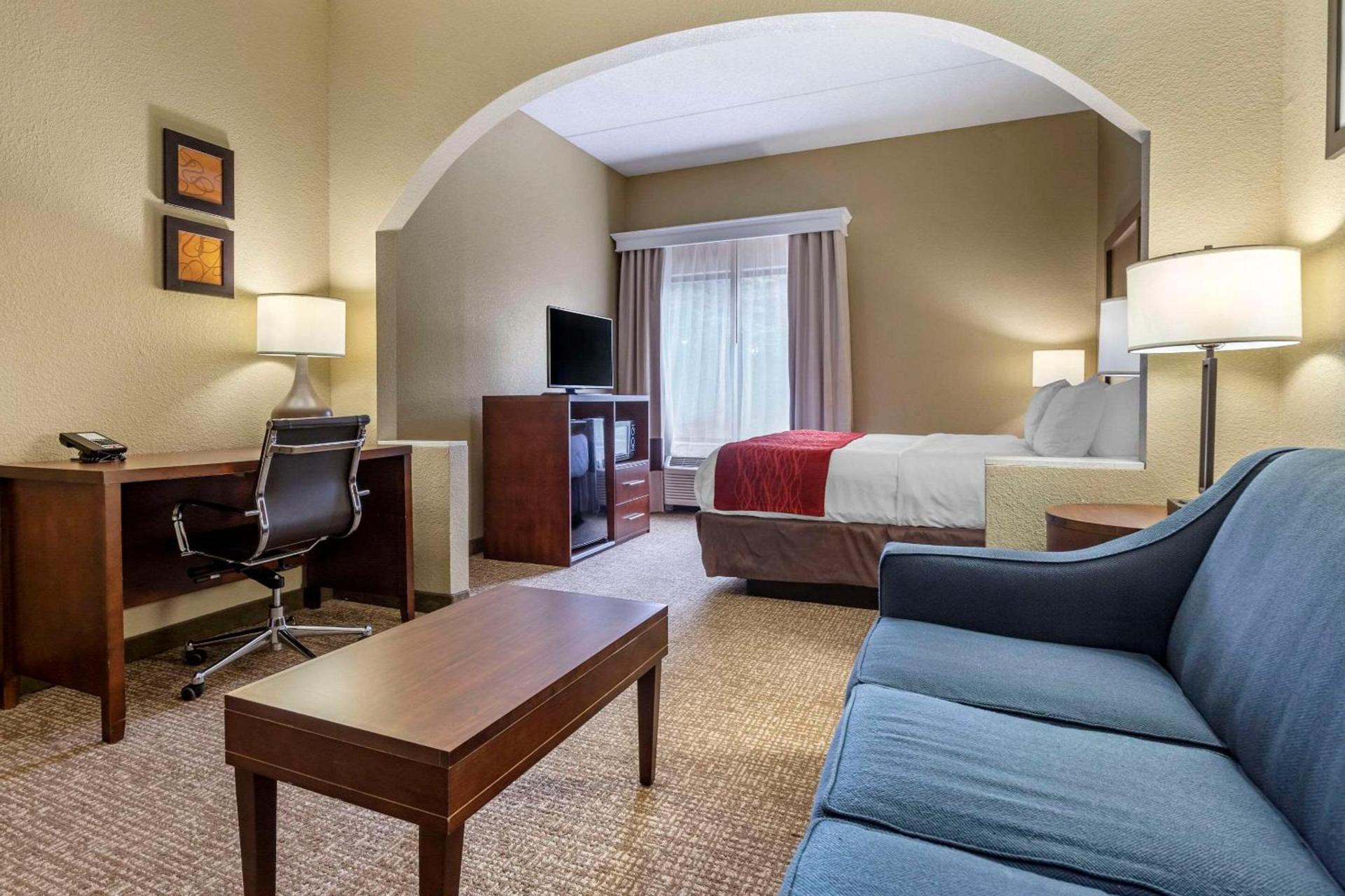 Comfort Inn & Suites Mocksville I-40 photo 28