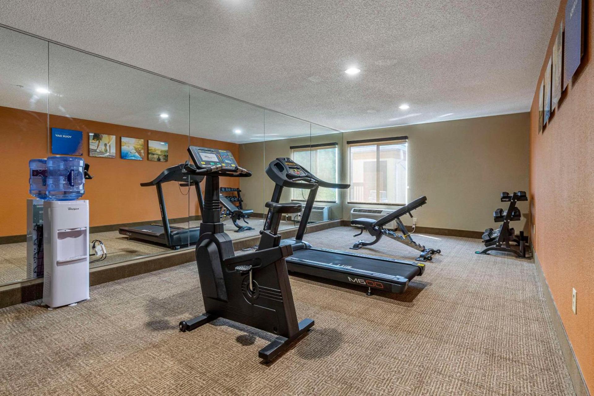 Comfort Inn & Suites Mocksville I-40 photo 31