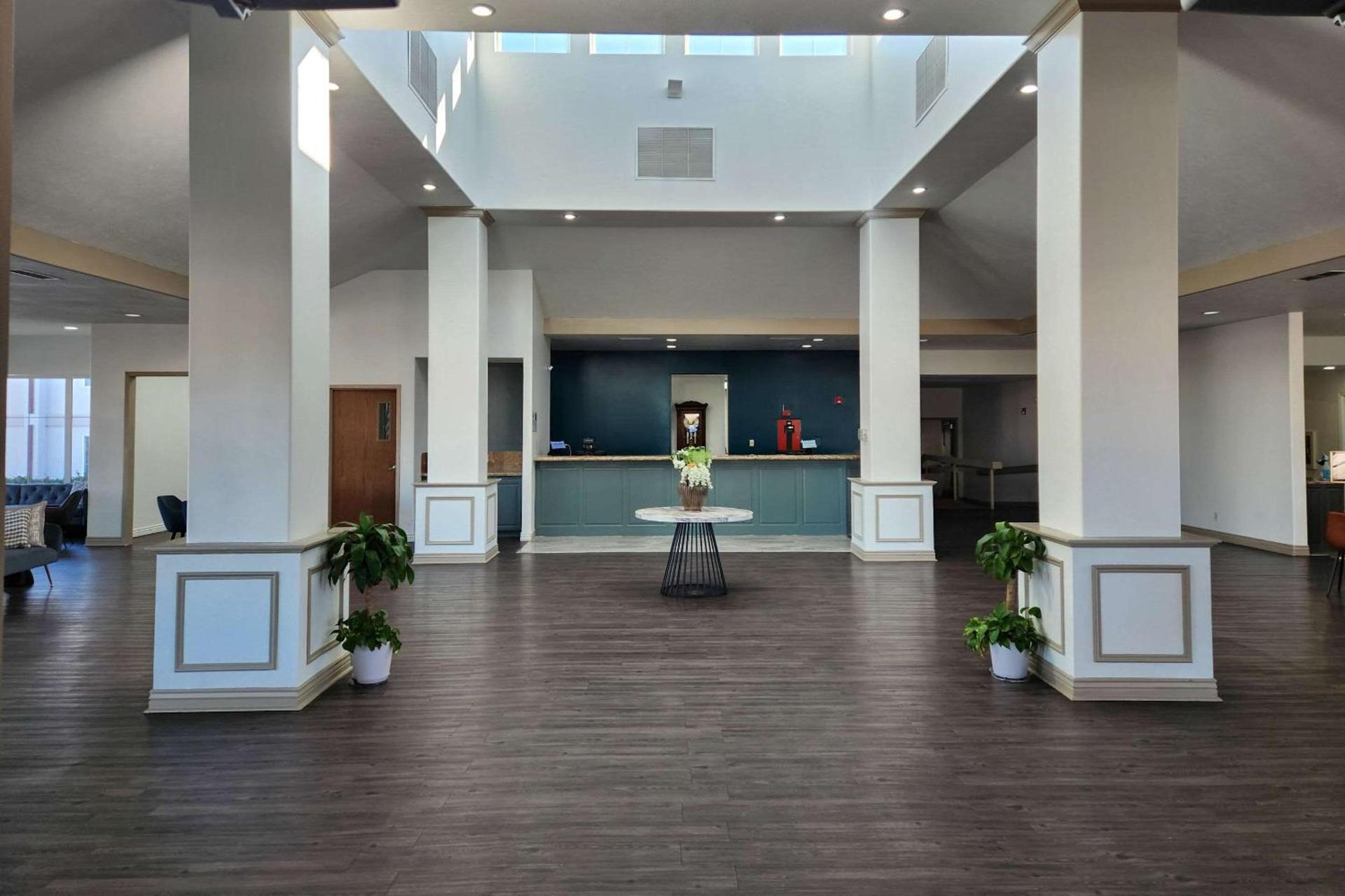 Clarion Inn Idaho Falls Riverfront photo 8