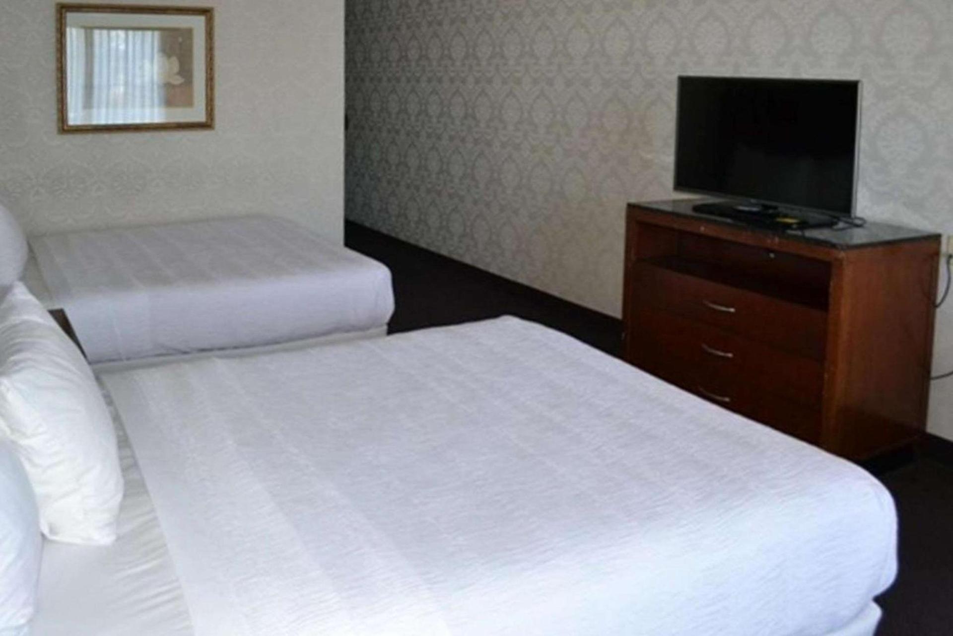 Clarion Inn Idaho Falls Riverfront photo 18