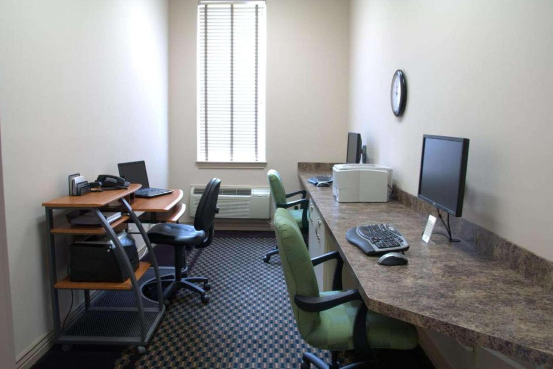 Clarion Inn Idaho Falls Riverfront photo 35