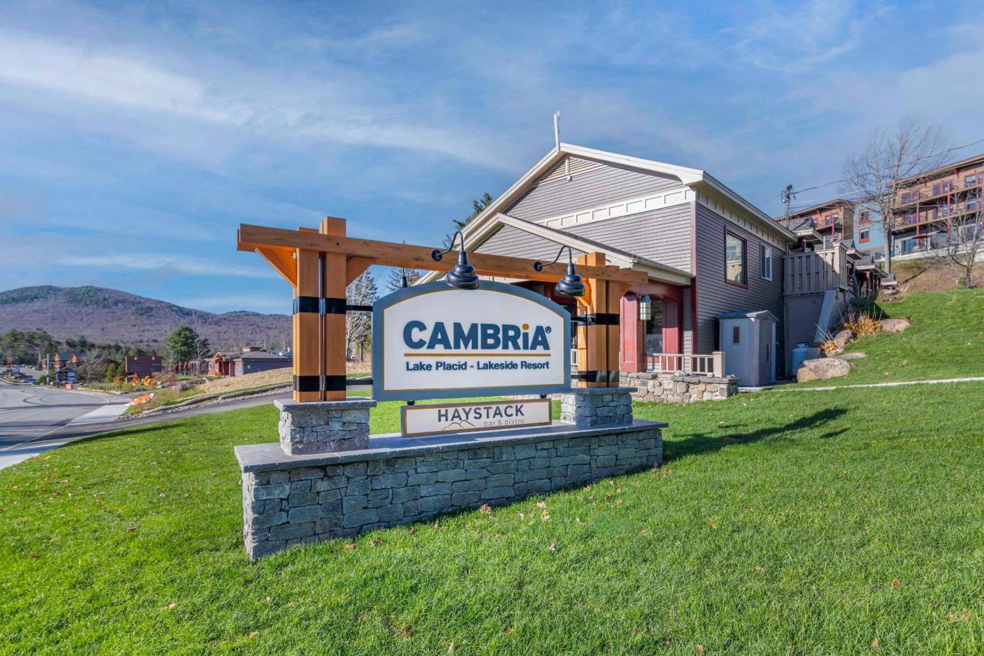 Cambria Hotel Lake Placid - Lakeside Resort photo 2