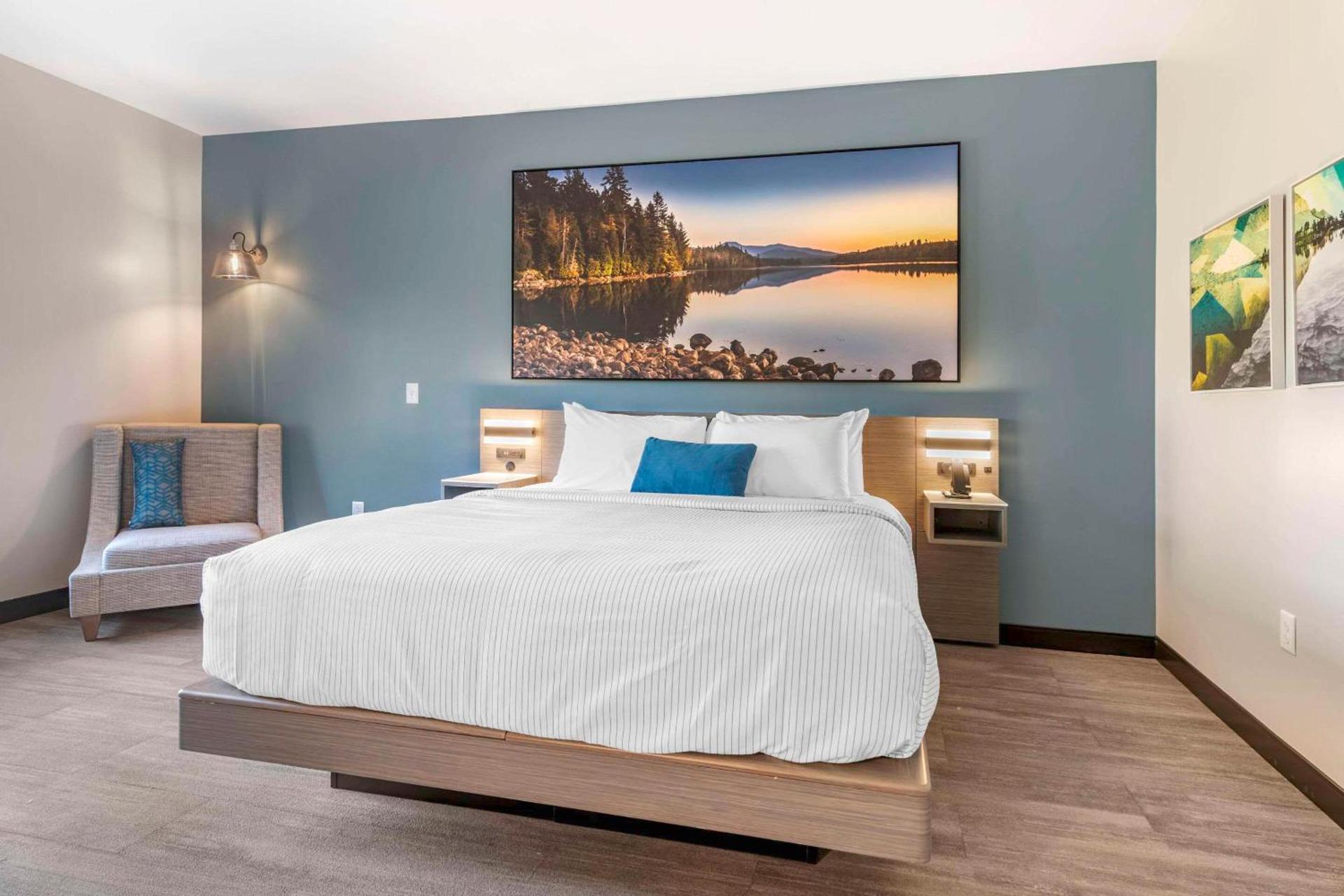 Cambria Hotel Lake Placid - Lakeside Resort photo 16
