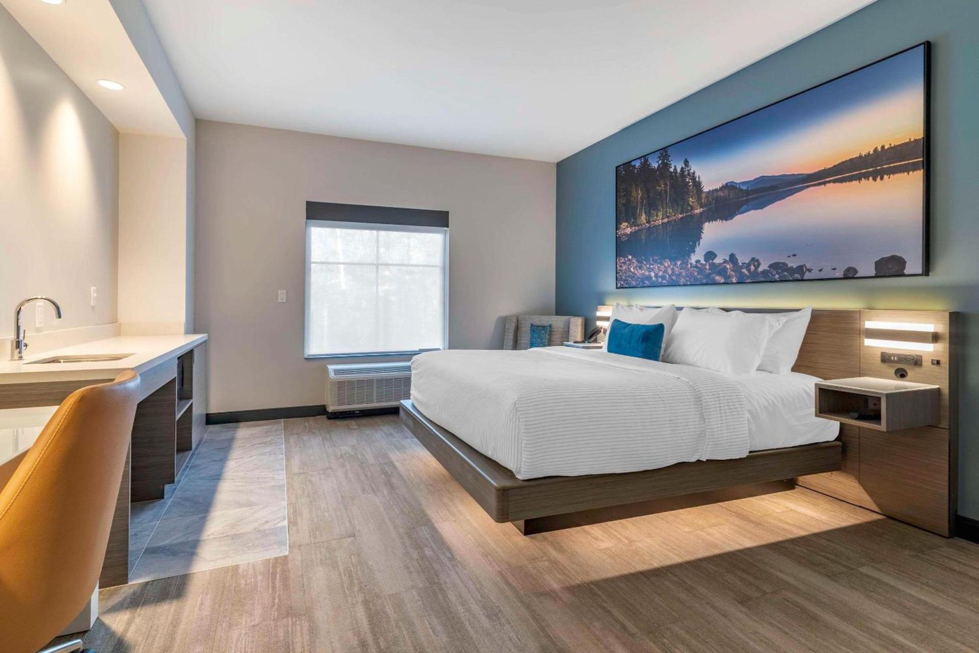 Cambria Hotel Lake Placid - Lakeside Resort photo 41