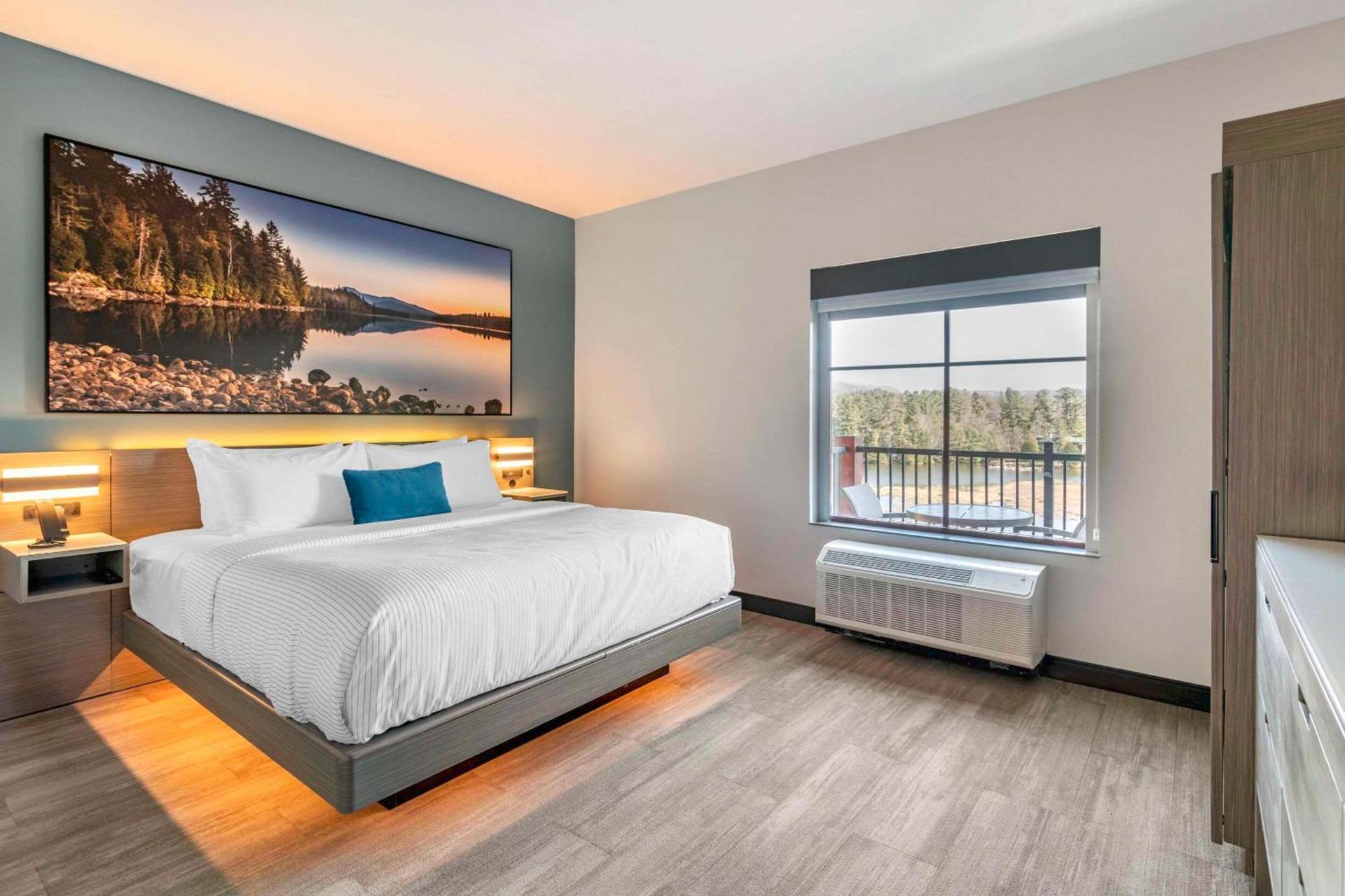 Cambria Hotel Lake Placid - Lakeside Resort photo 48