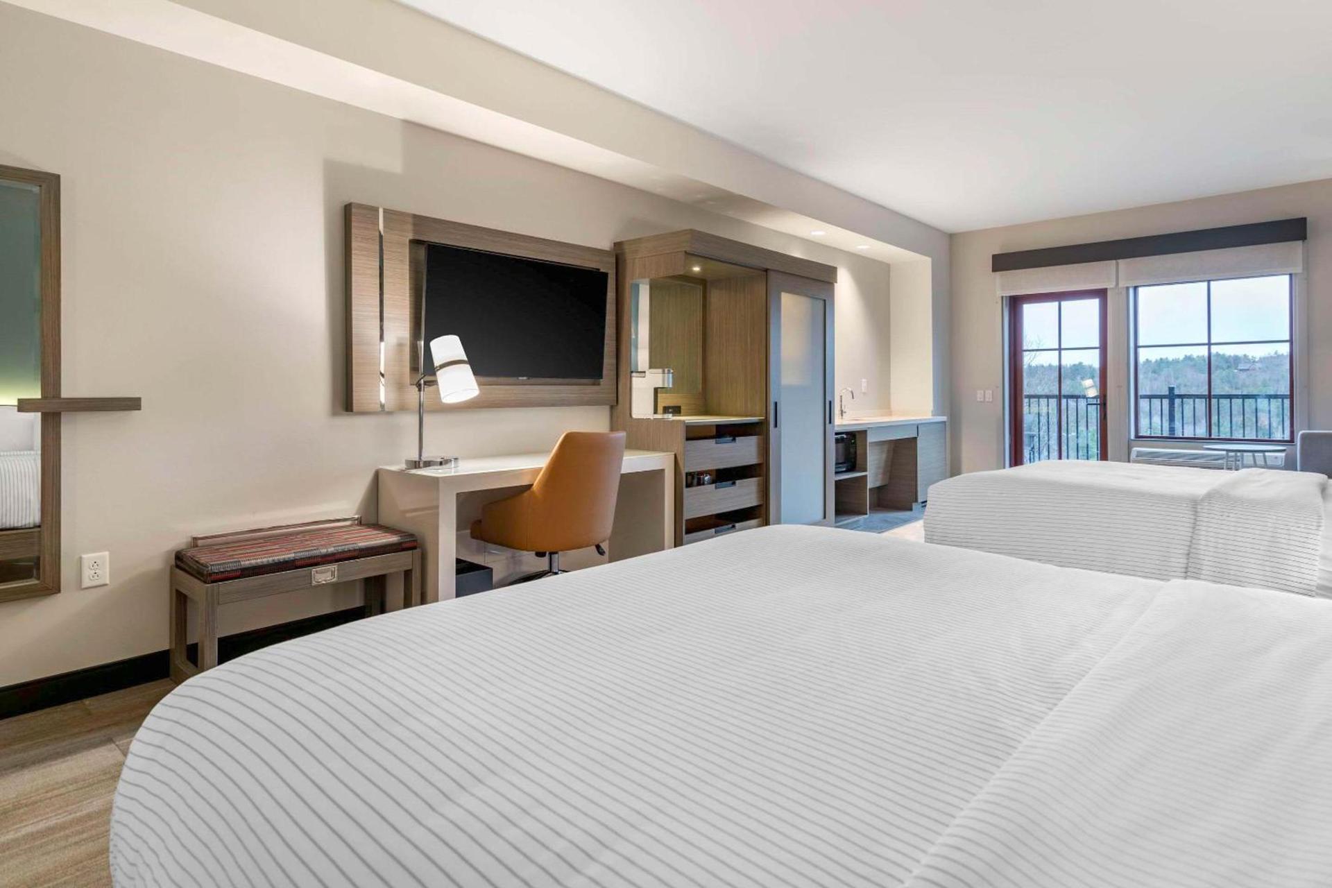 Cambria Hotel Lake Placid - Lakeside Resort photo 59