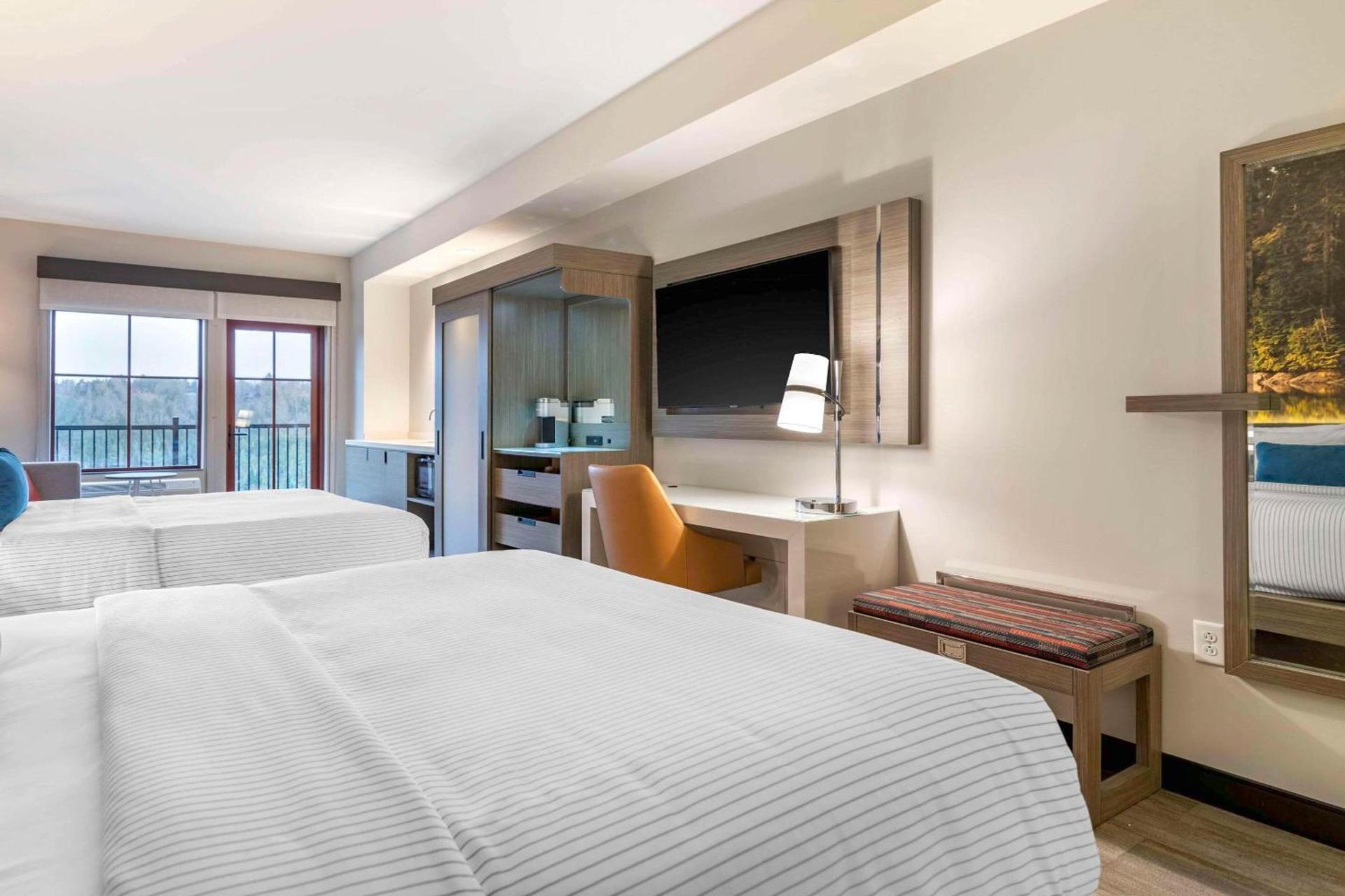 Cambria Hotel Lake Placid - Lakeside Resort photo 74