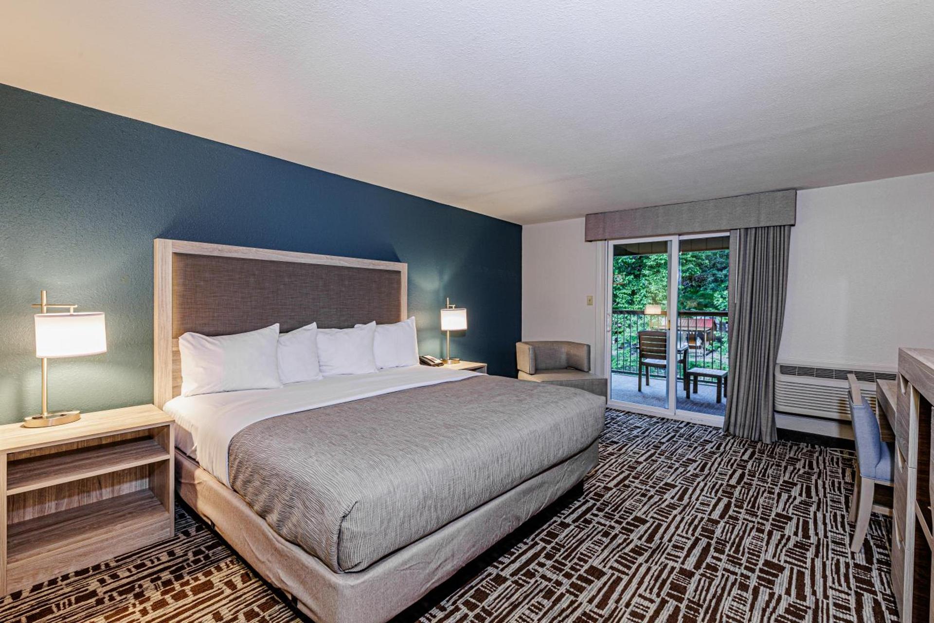 Rivers Edge Motel photo 4