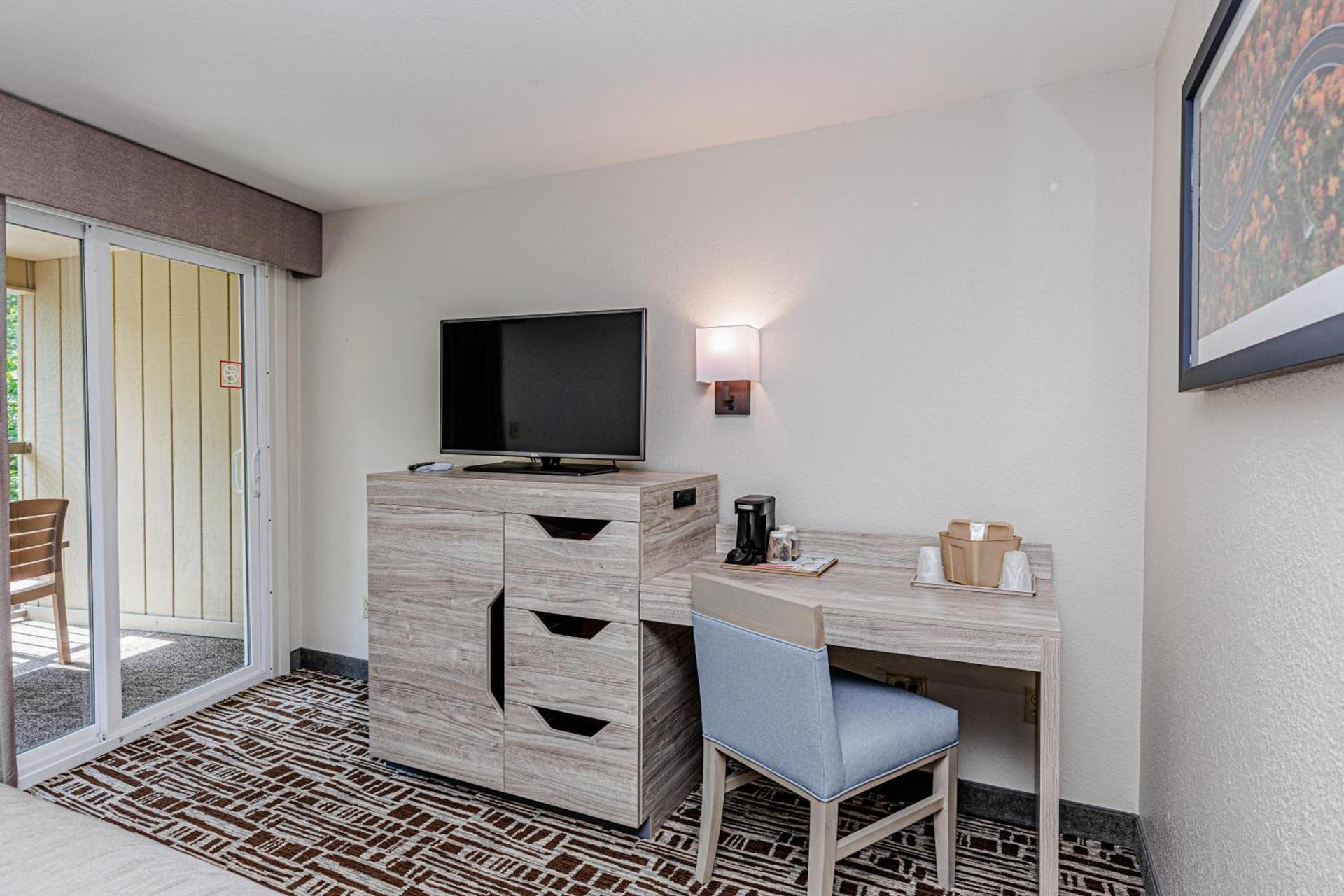 Rivers Edge Motel photo 17