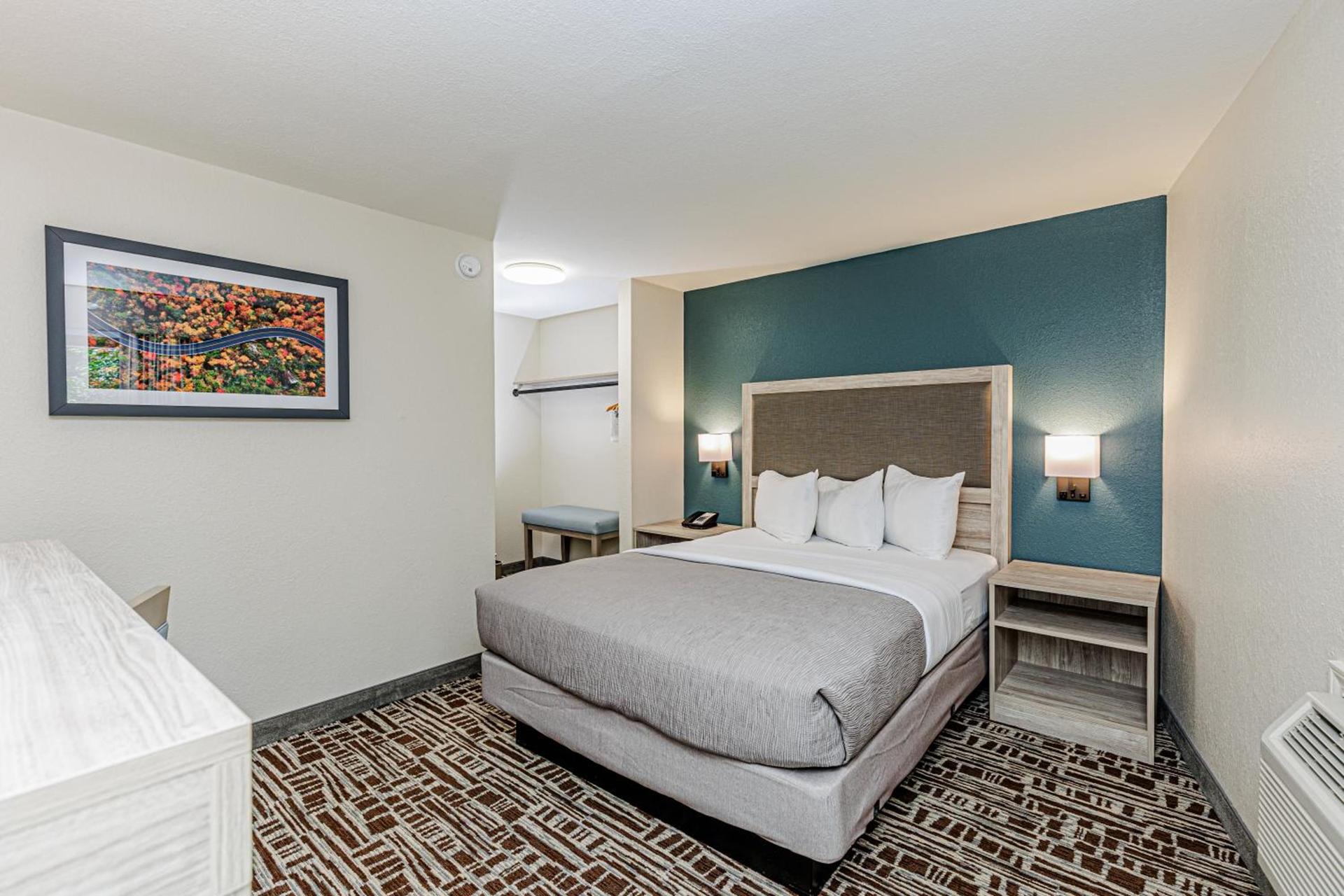 Rivers Edge Motel photo 38