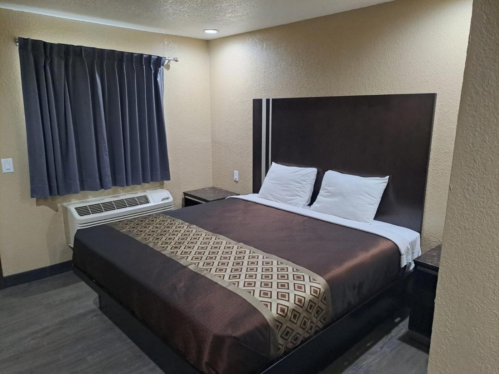 American Inn i10 Rialto and Colton photo 6