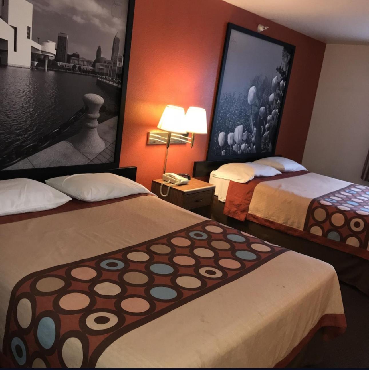 Super 8 by Wyndham Richfield Cleveland photo 24